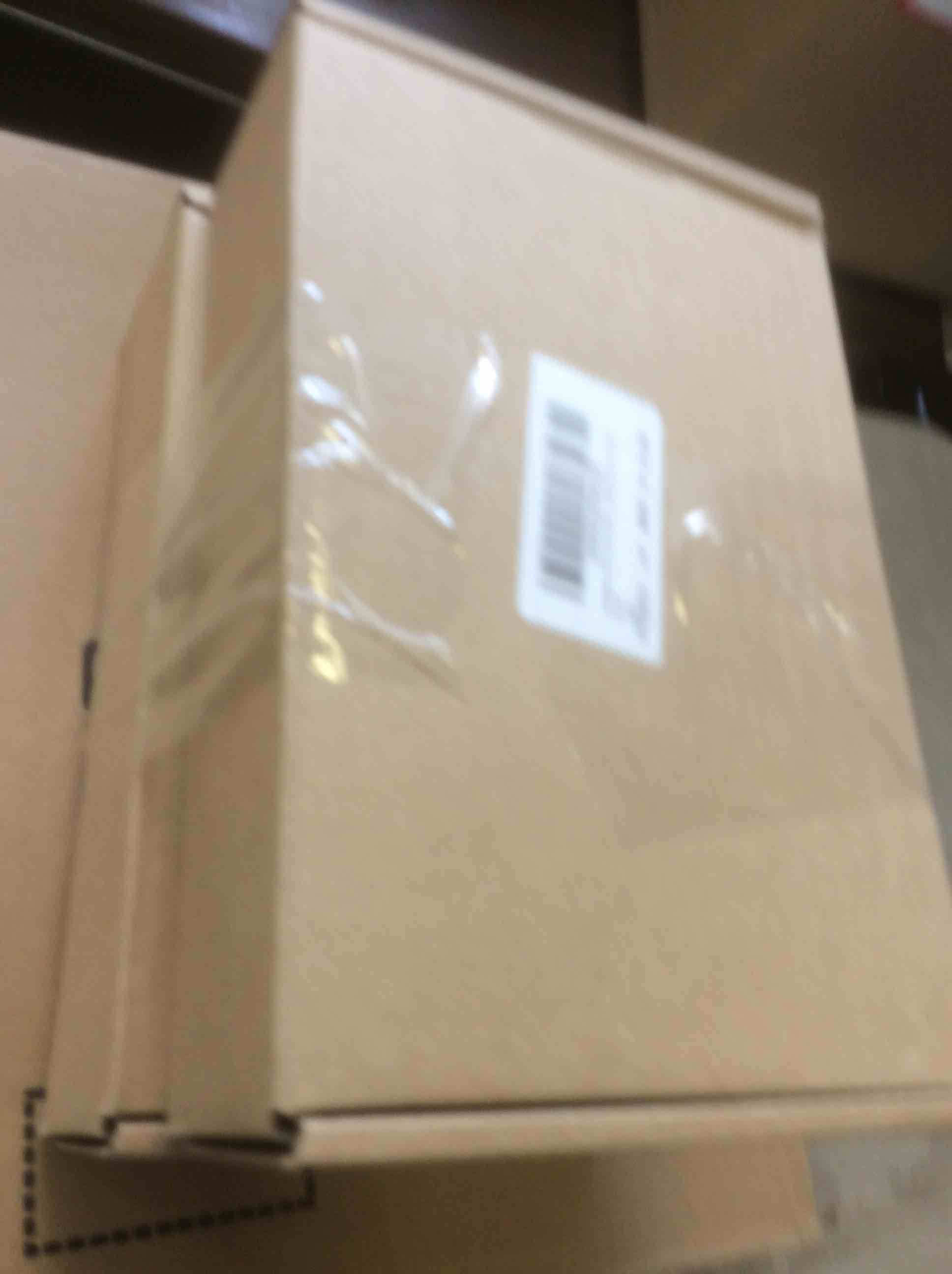 https://s3.amazonaws.com/lotting-images-prod/bidfta/RED5348760_1692992291177.jpeg
