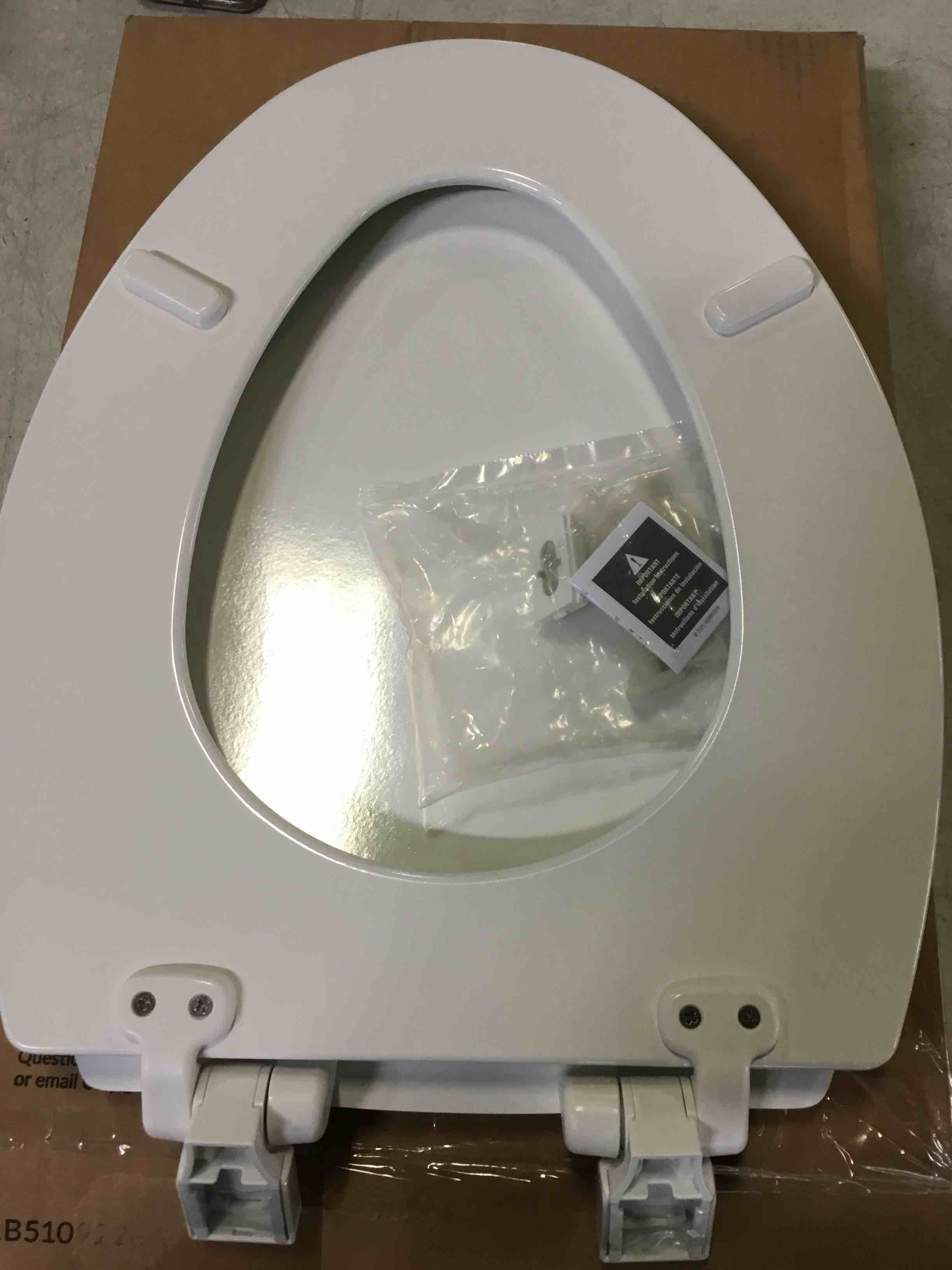 https://s3.amazonaws.com/lotting-images-prod/bidfta/RED5352308_1691689069058.jpeg