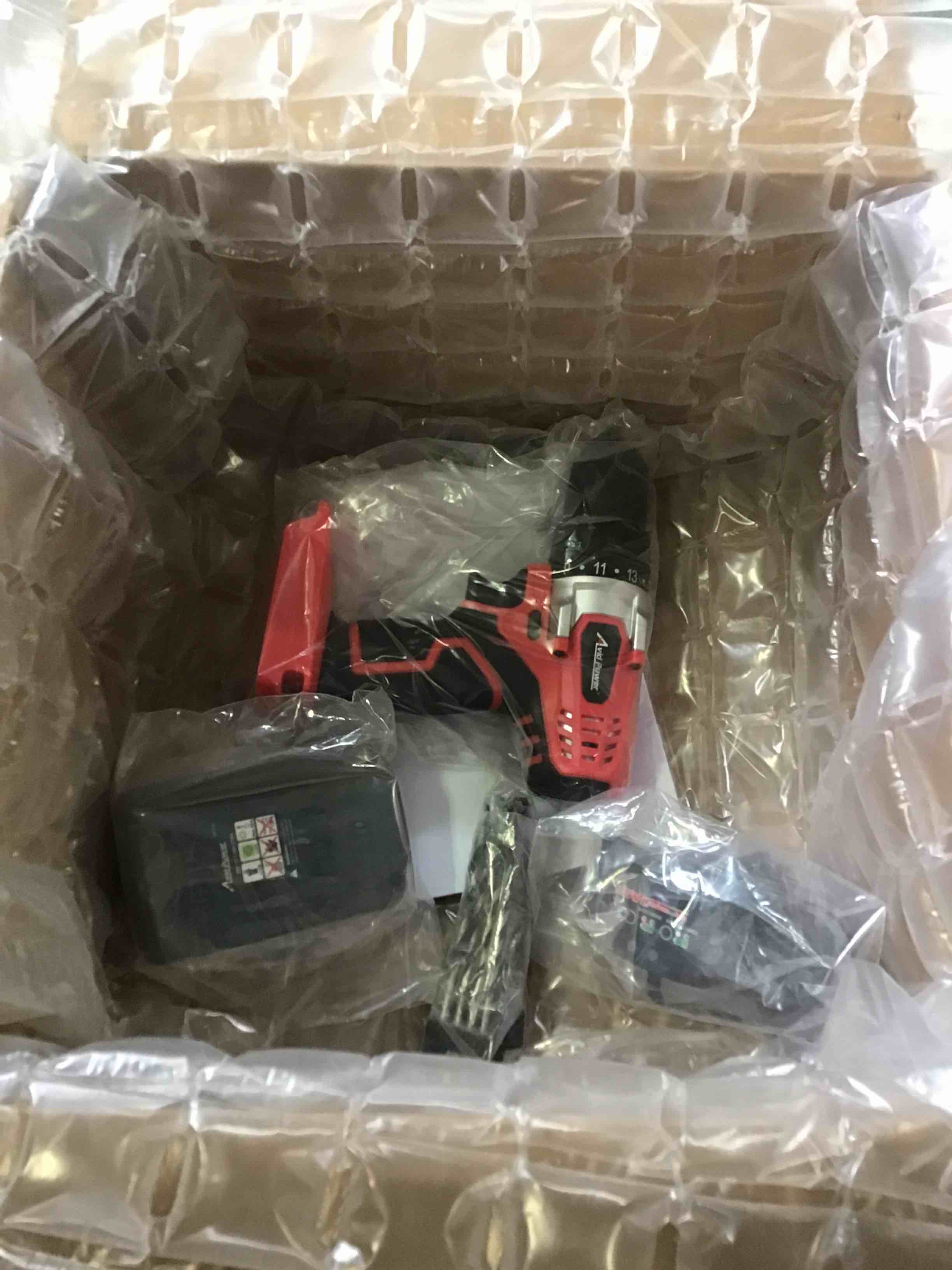 https://s3.amazonaws.com/lotting-images-prod/bidfta/RED5352529_1689261024455.jpeg