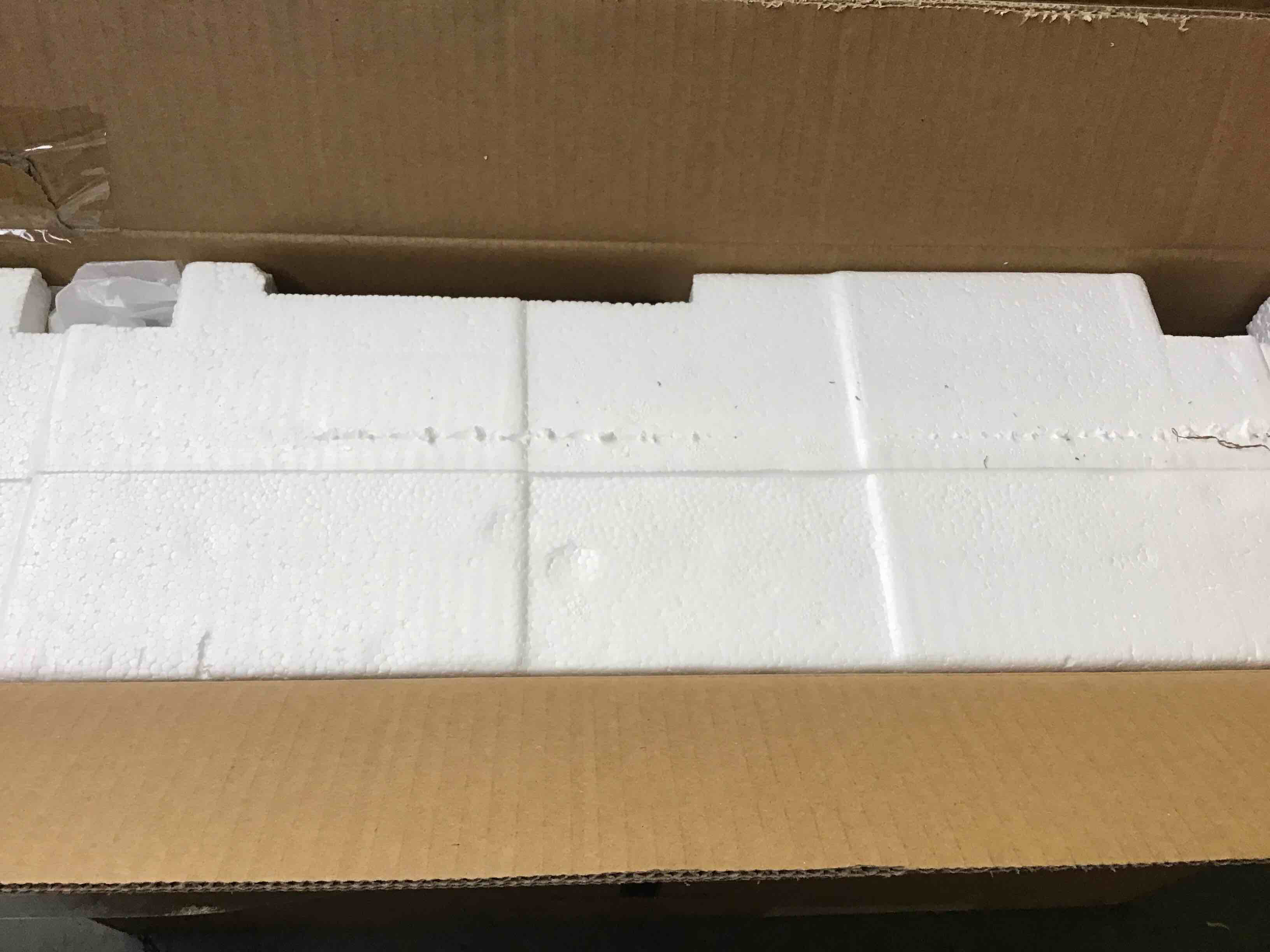https://s3.amazonaws.com/lotting-images-prod/bidfta/RED5353201_1689859061699.jpeg
