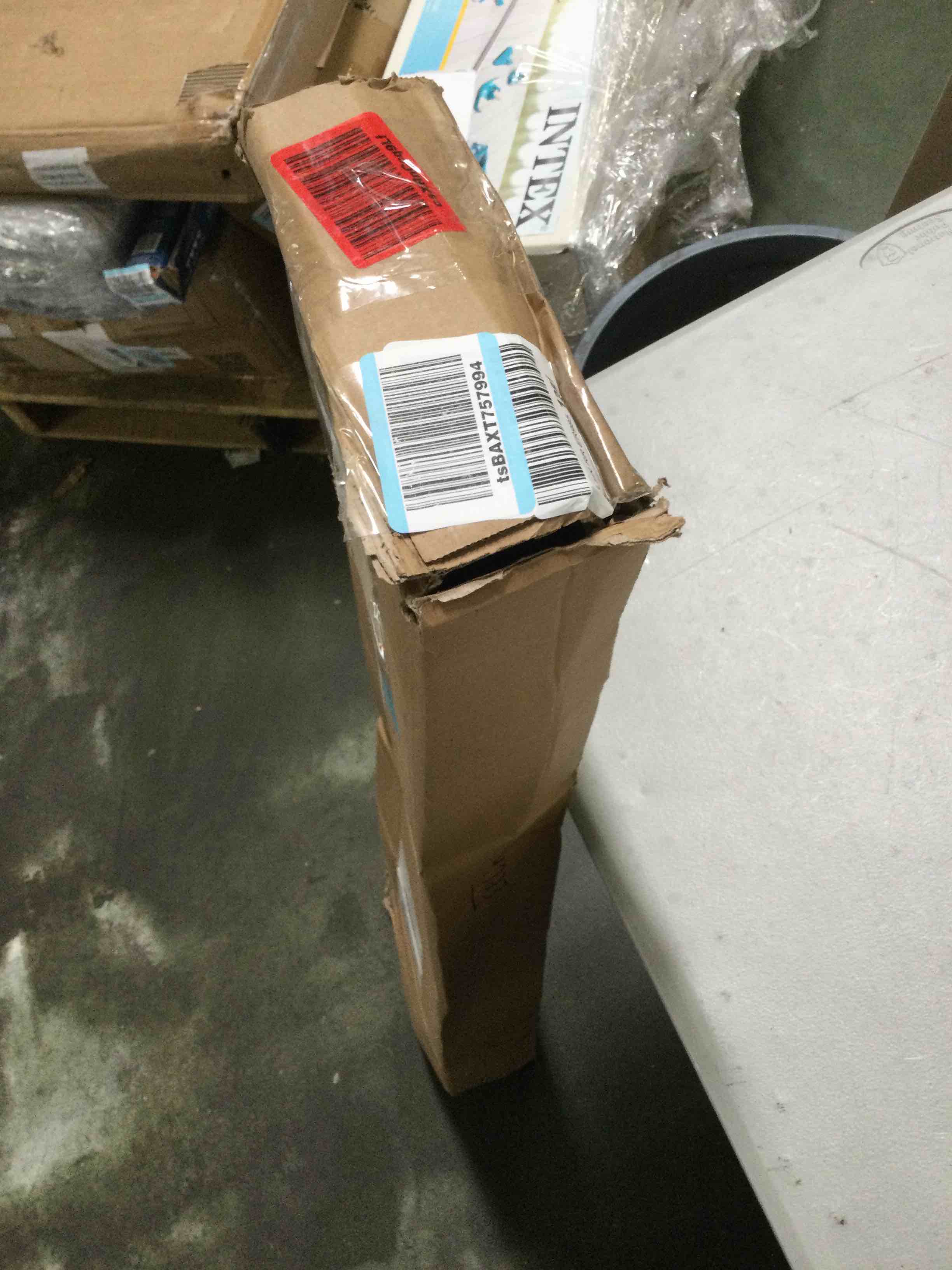 https://s3.amazonaws.com/lotting-images-prod/bidfta/RED5354258_1689952363419.jpeg