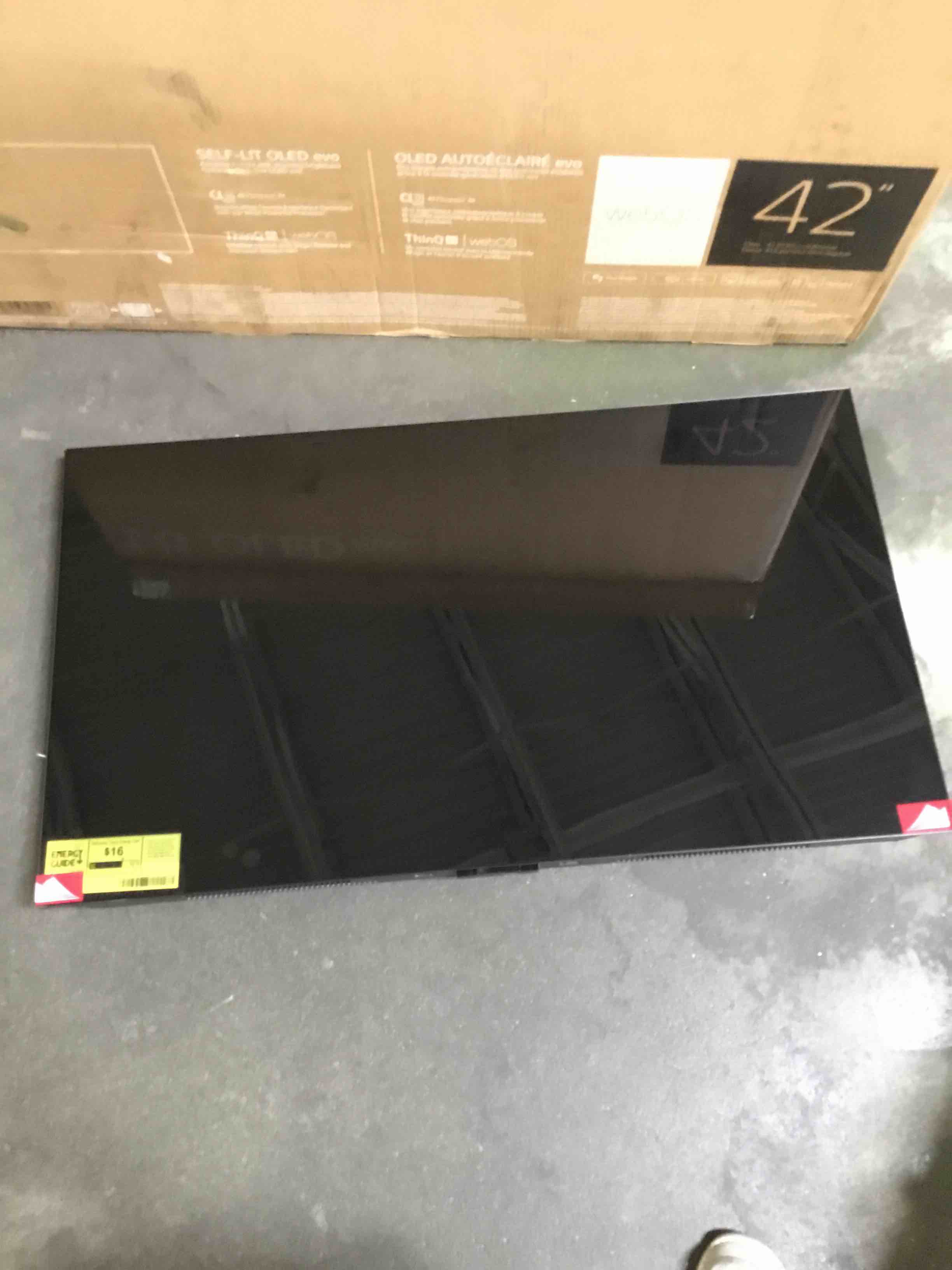 https://s3.amazonaws.com/lotting-images-prod/bidfta/RED5354297_1689960370080.jpeg