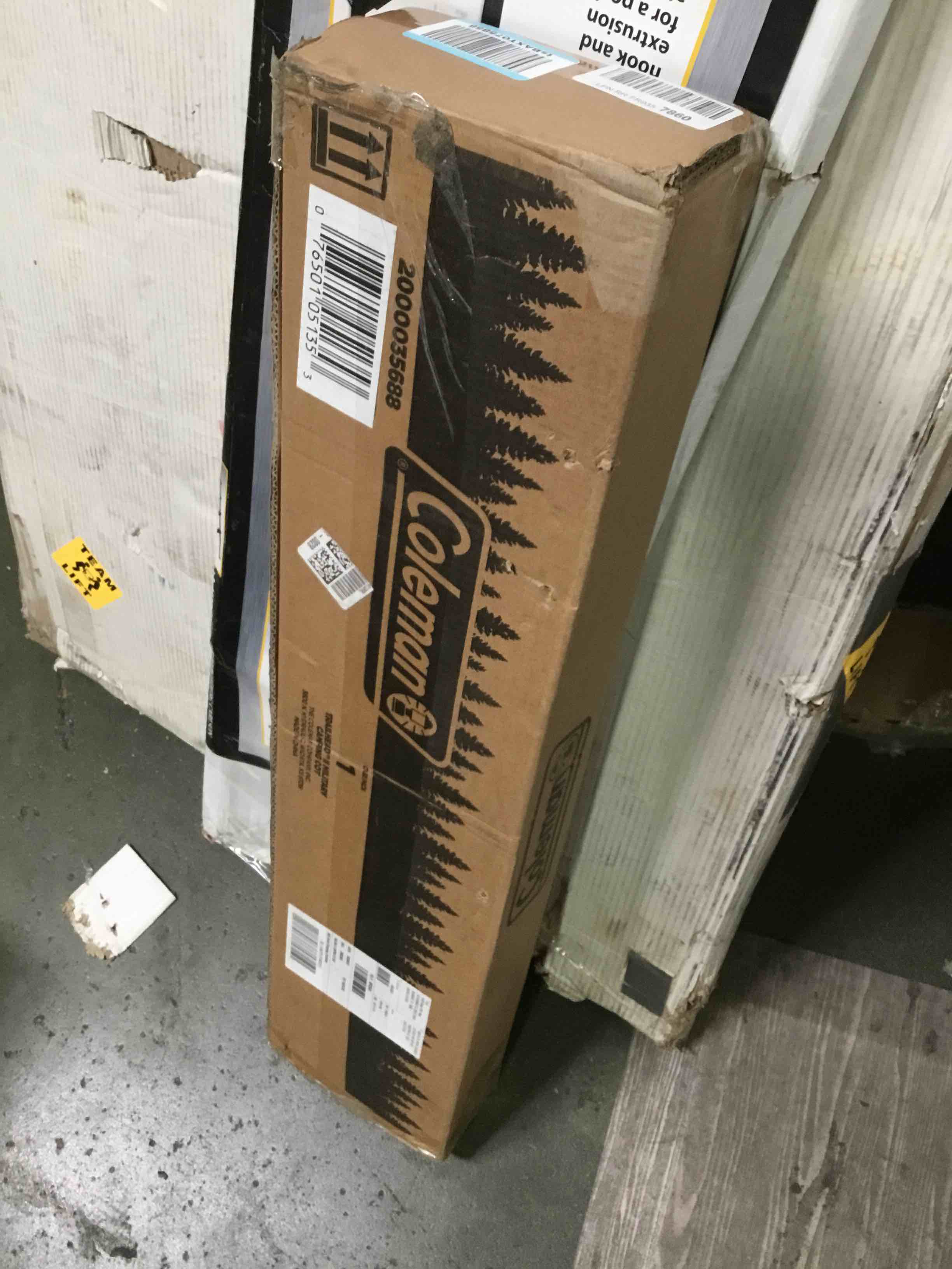 https://s3.amazonaws.com/lotting-images-prod/bidfta/RED5354993_1690471920330.jpeg