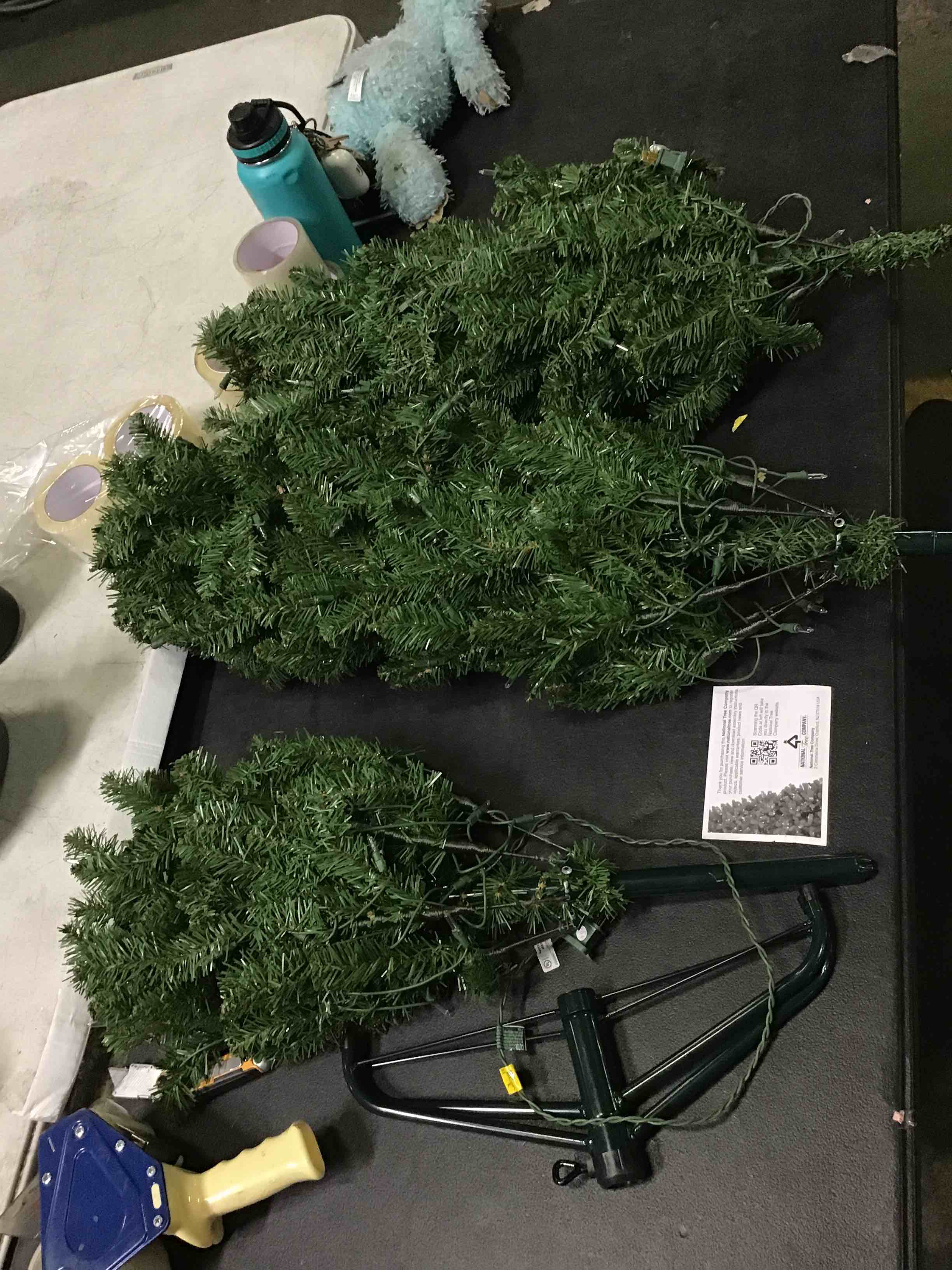 6 1/2’ Pre-lit Christmas Tree With White Lights