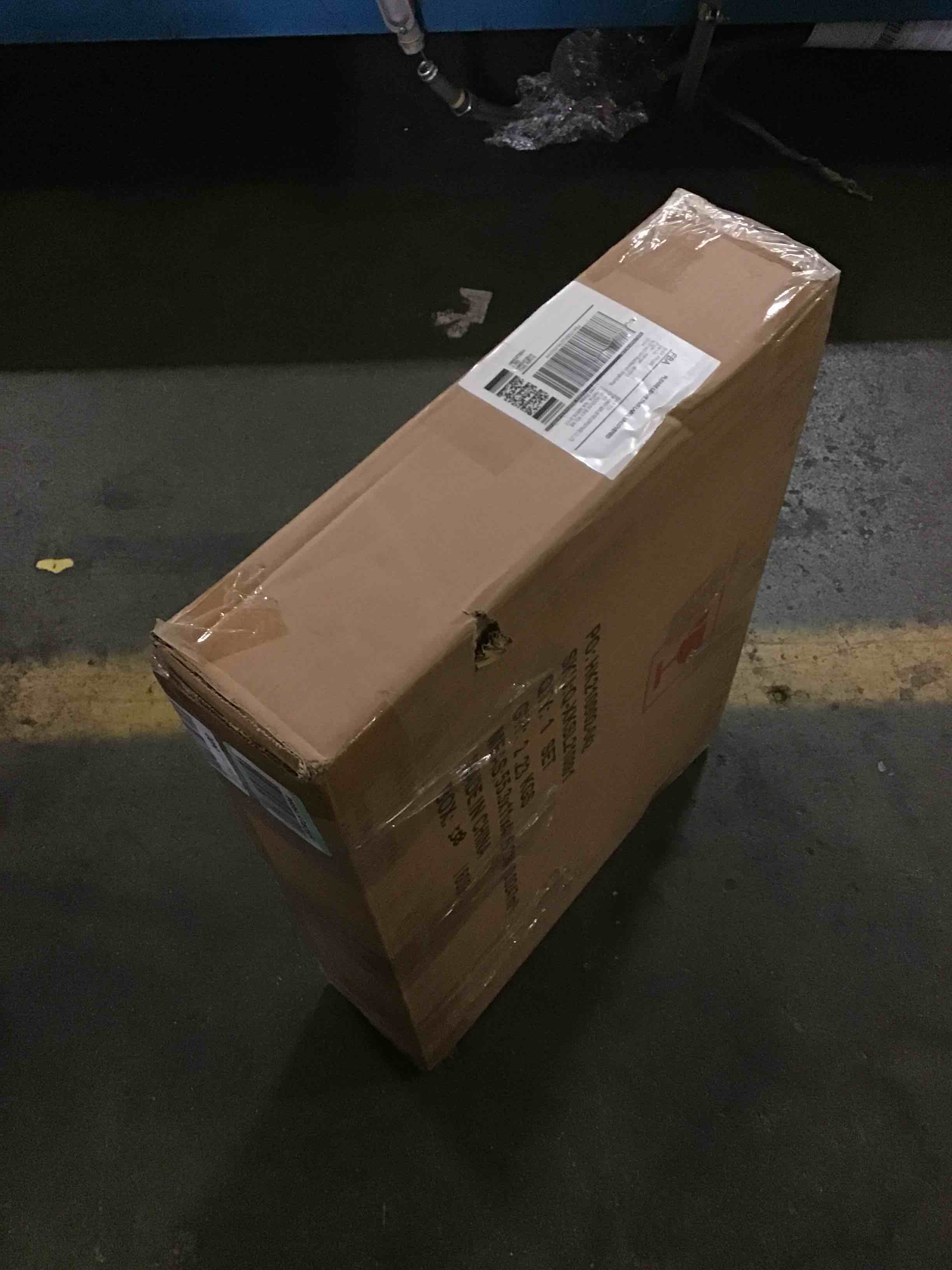 https://s3.amazonaws.com/lotting-images-prod/bidfta/RED5355924_1689781145471.jpeg