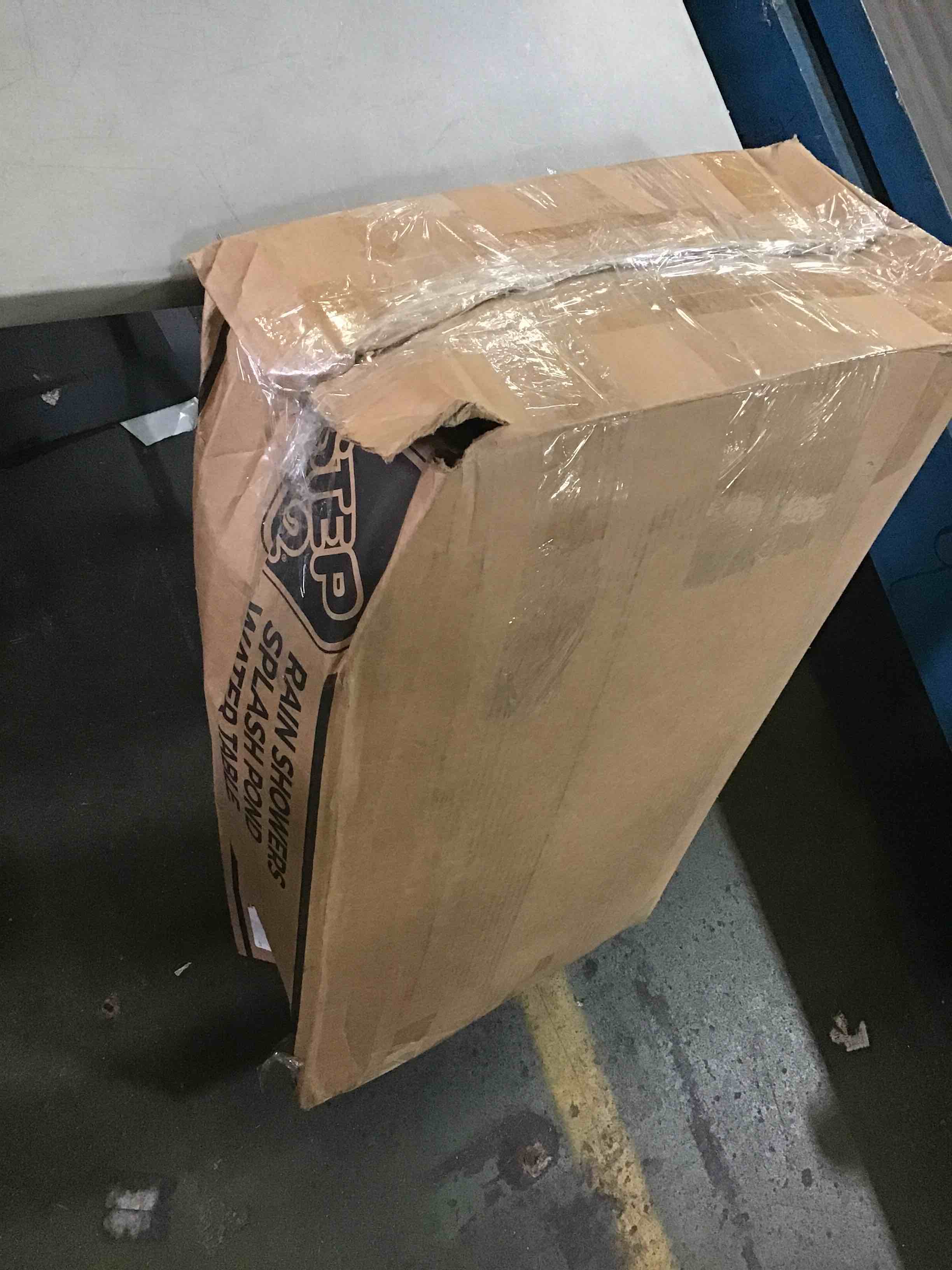 https://s3.amazonaws.com/lotting-images-prod/bidfta/RED5356097_1689875351814.jpeg