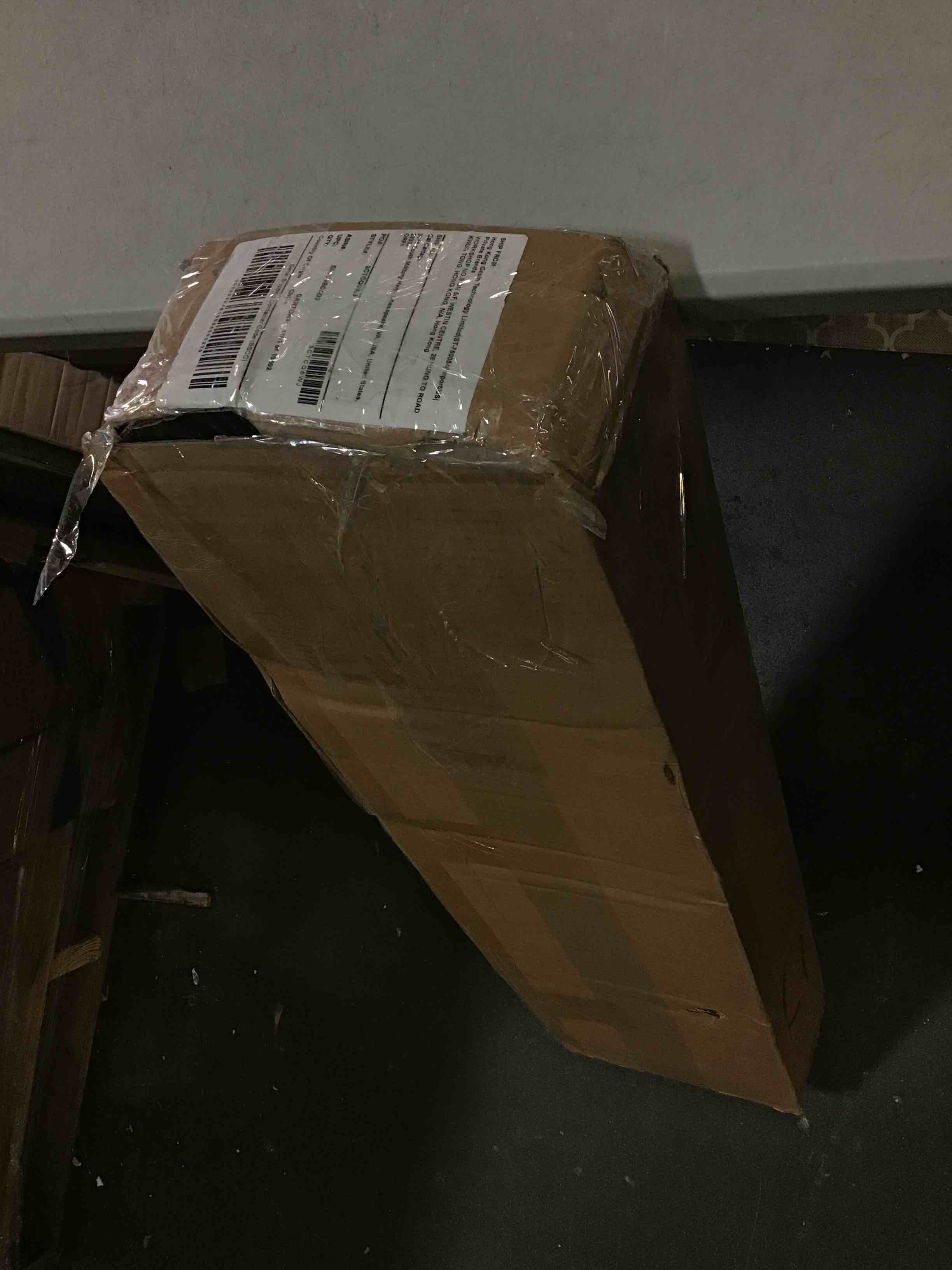 https://s3.amazonaws.com/lotting-images-prod/bidfta/RED5356276_1689967745400.jpeg