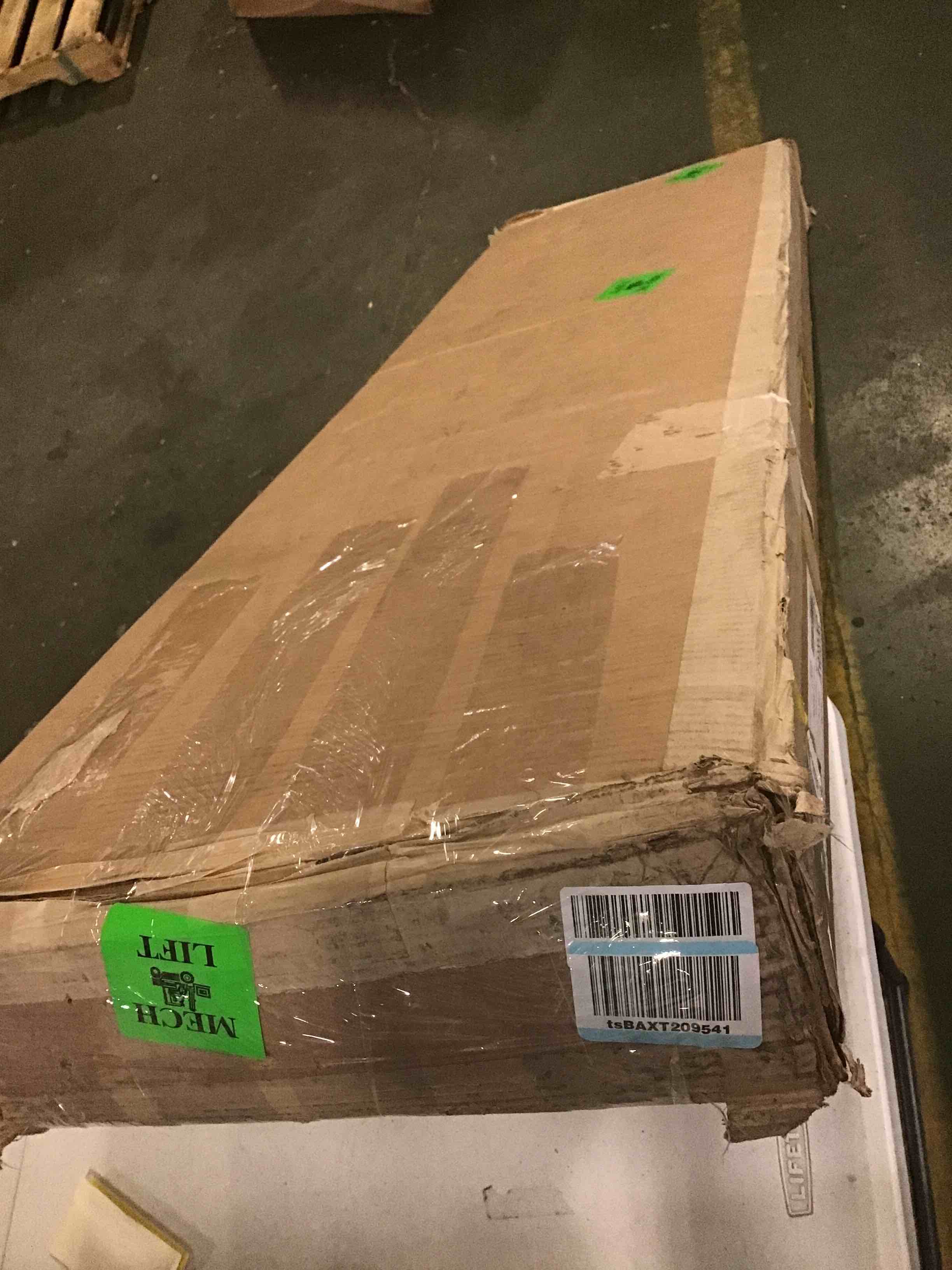 https://s3.amazonaws.com/lotting-images-prod/bidfta/RED5356925_1690463480221.jpeg