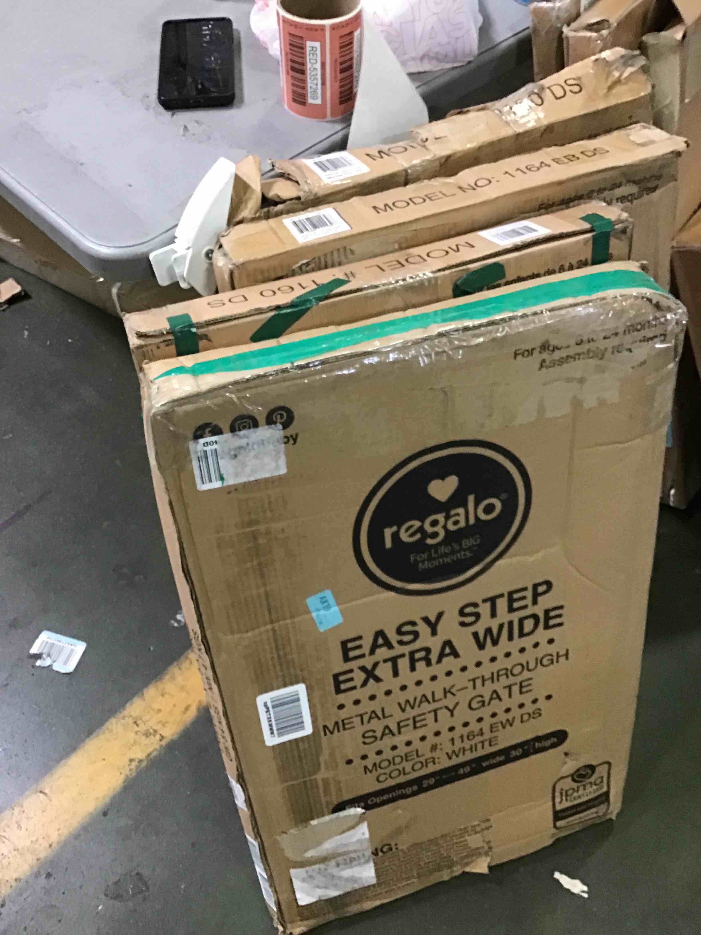 https://s3.amazonaws.com/lotting-images-prod/bidfta/RED5357267_1690386800121.jpeg