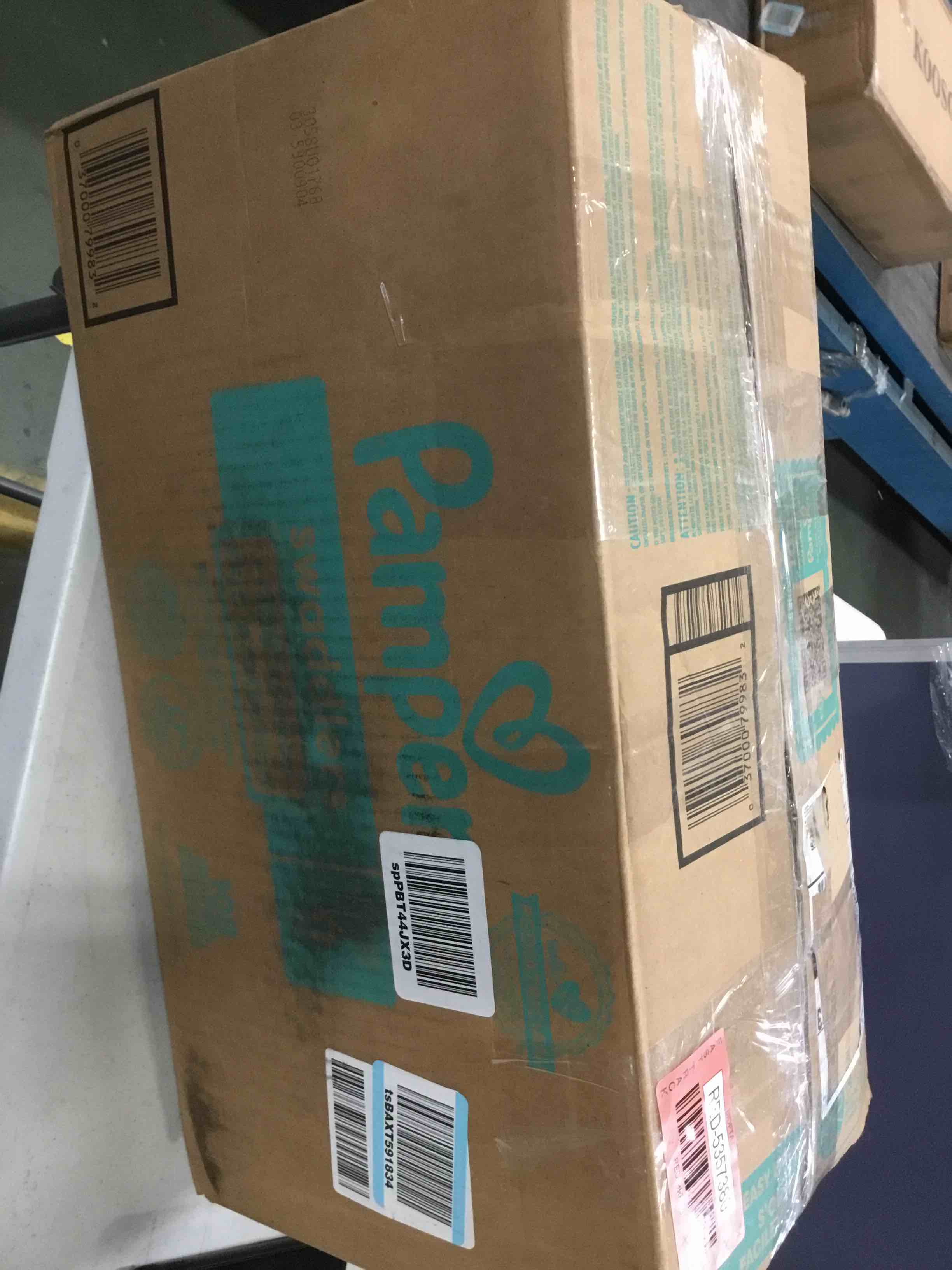 https://s3.amazonaws.com/lotting-images-prod/bidfta/RED5357380_1690211443908.jpeg