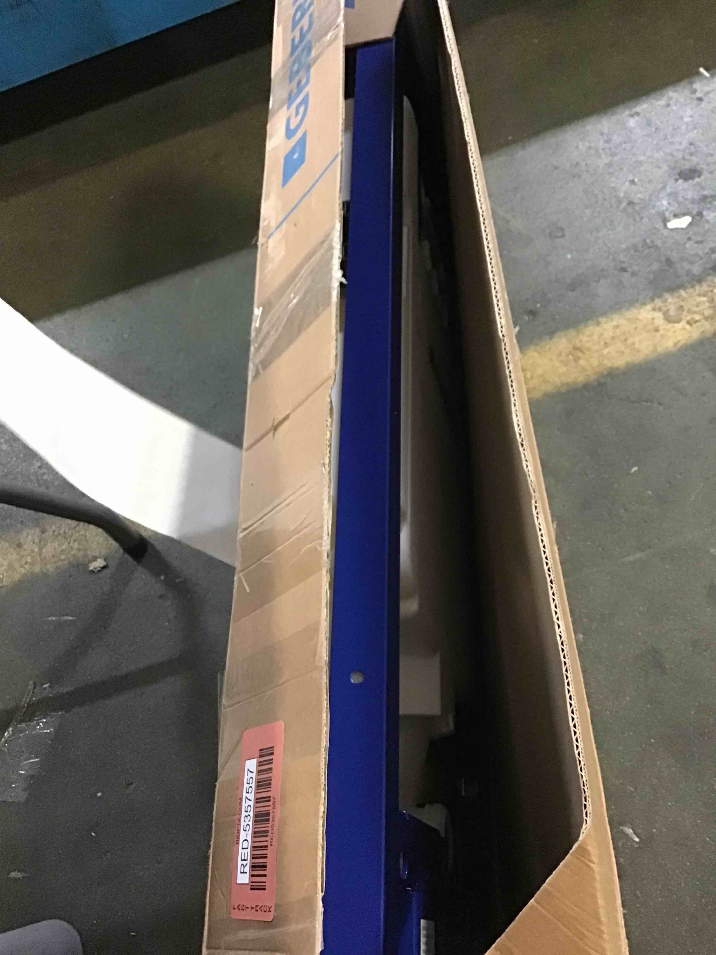 https://s3.amazonaws.com/lotting-images-prod/bidfta/RED5357557_1690482981772.jpeg