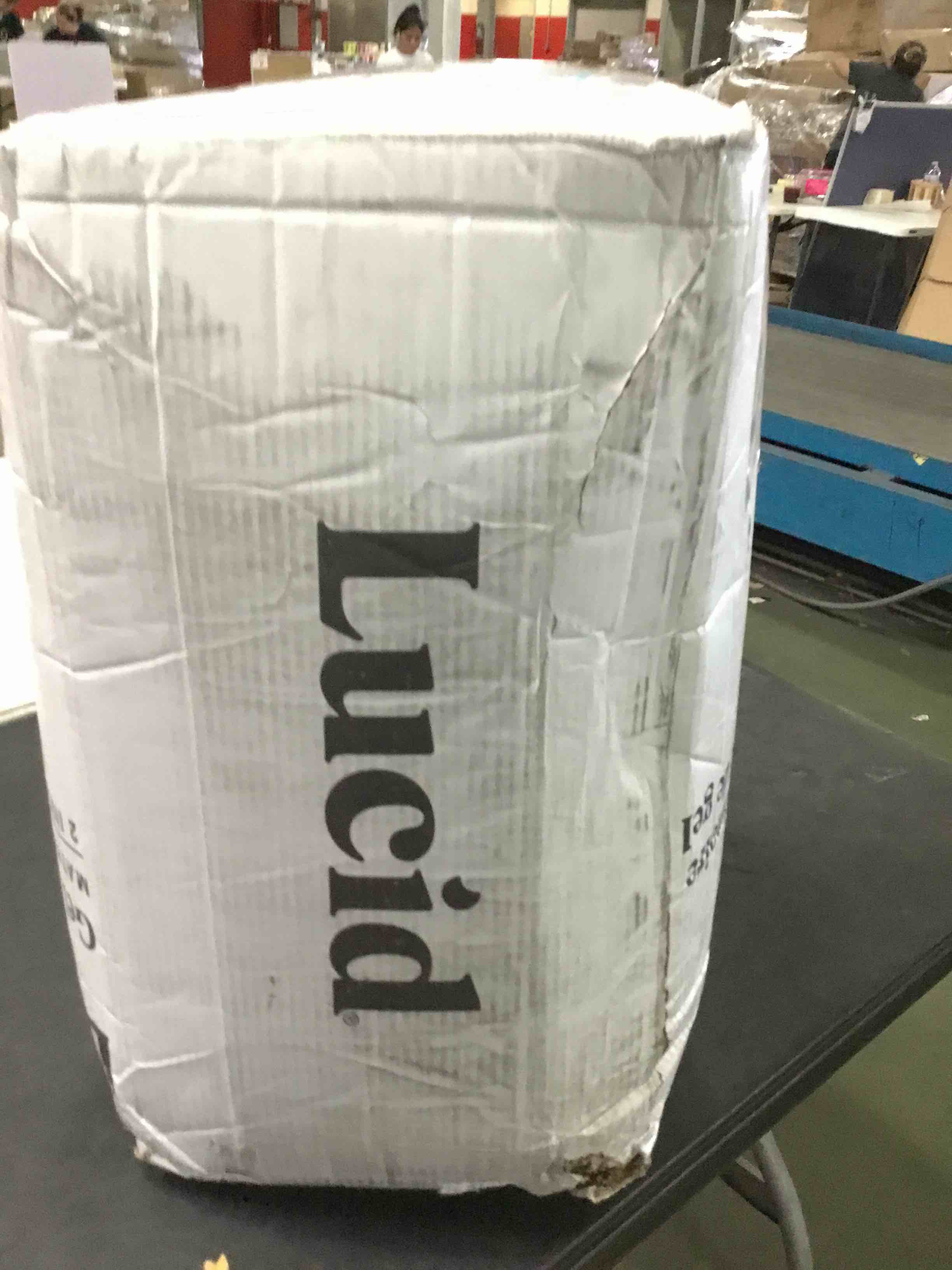 https://s3.amazonaws.com/lotting-images-prod/bidfta/RED5359268_1689952378794.jpeg