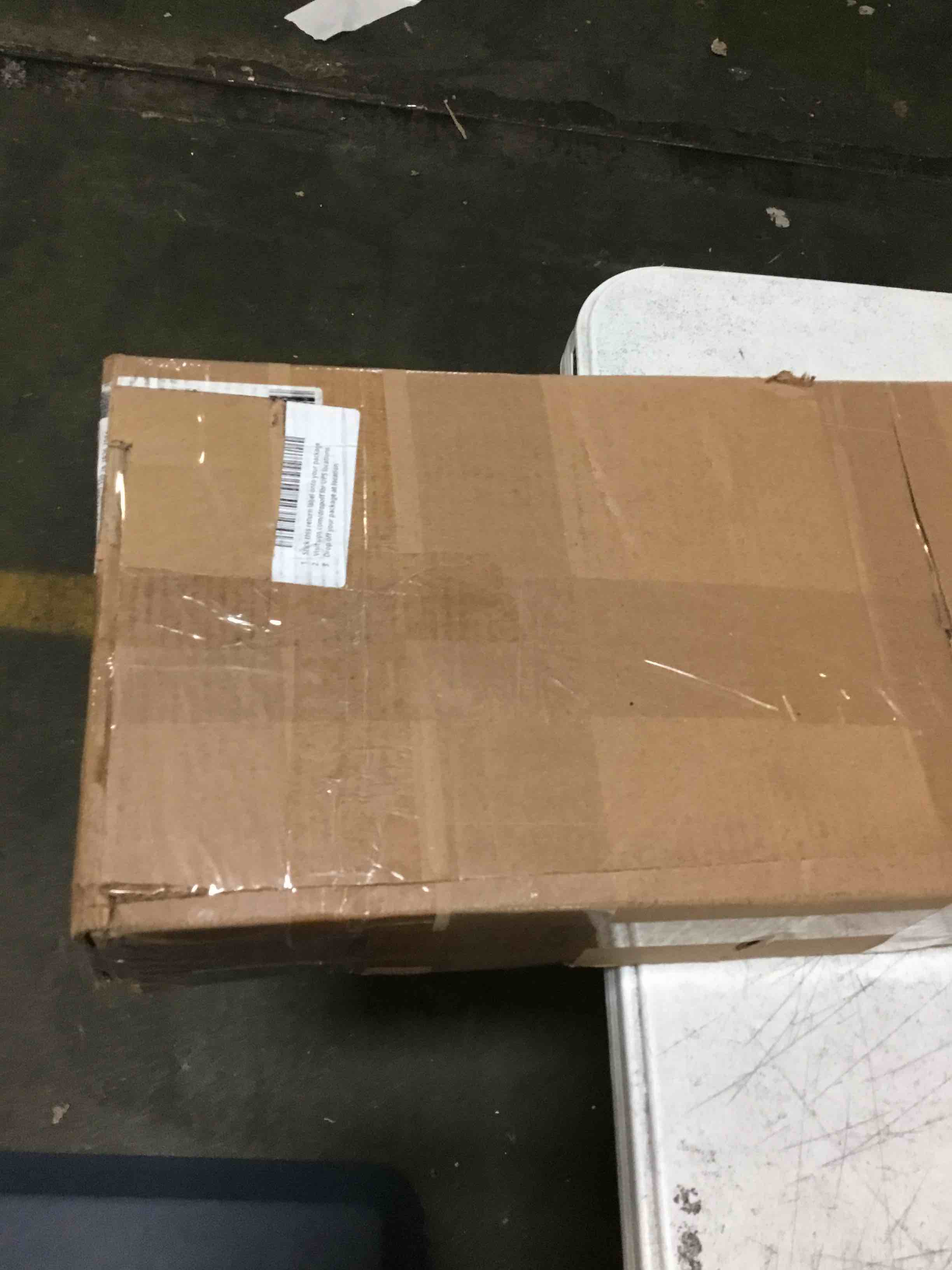 https://s3.amazonaws.com/lotting-images-prod/bidfta/RED5359735_1690550284509.jpeg