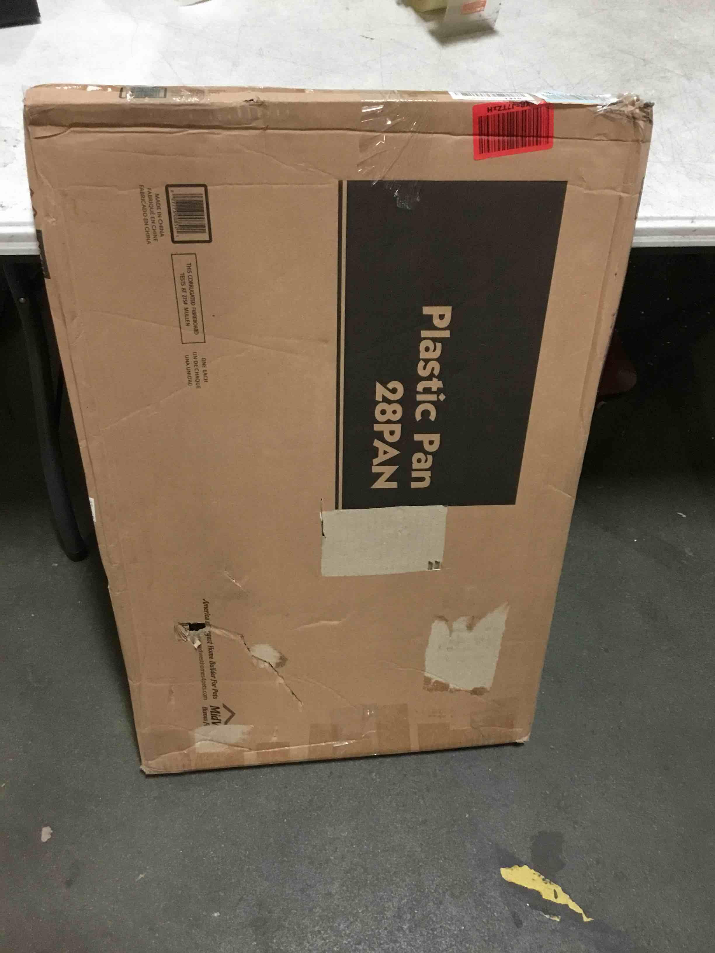 https://s3.amazonaws.com/lotting-images-prod/bidfta/RED5359930_1691069346324.jpeg