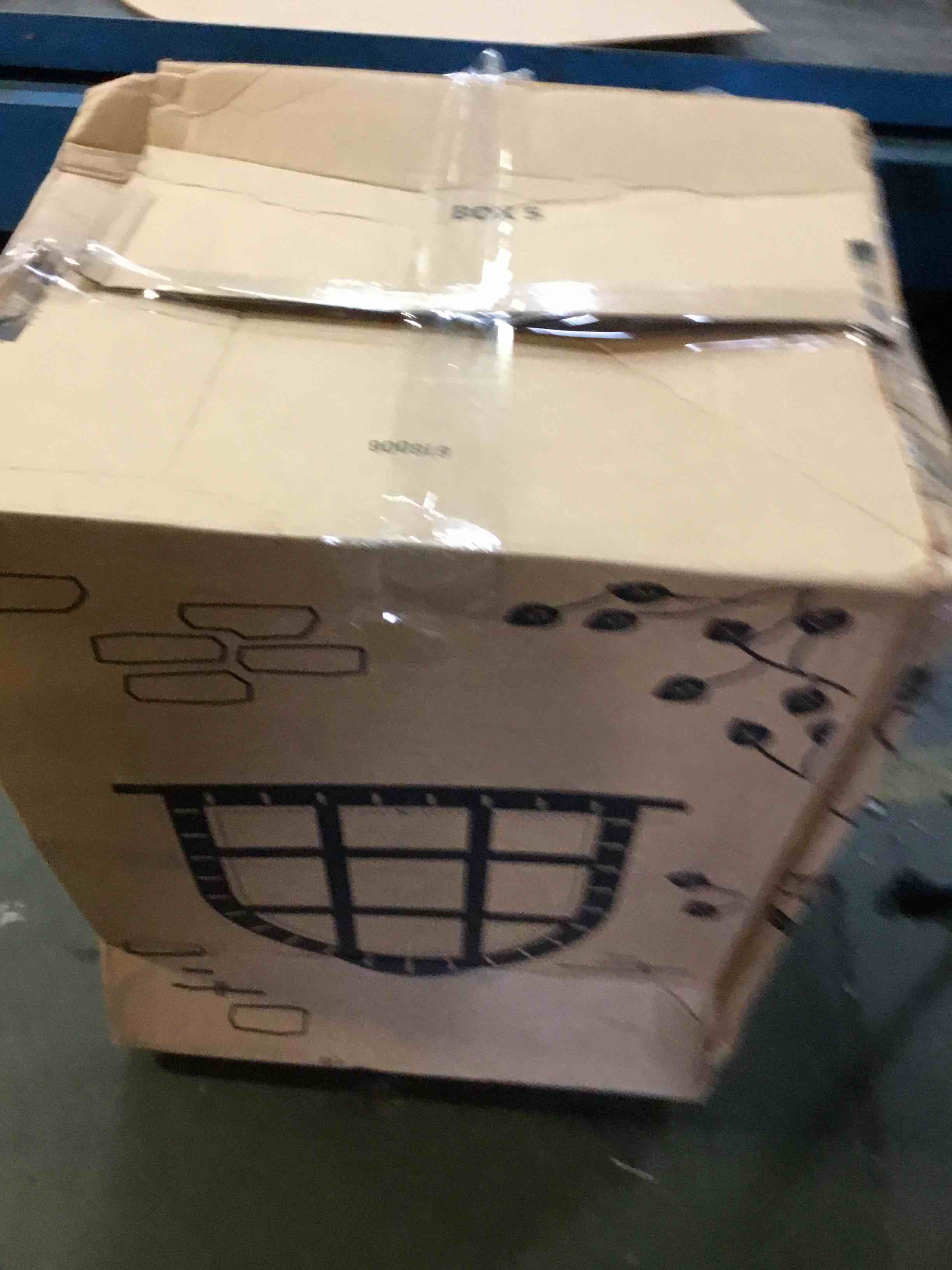 https://s3.amazonaws.com/lotting-images-prod/bidfta/RED5360592_1691414327153.jpeg