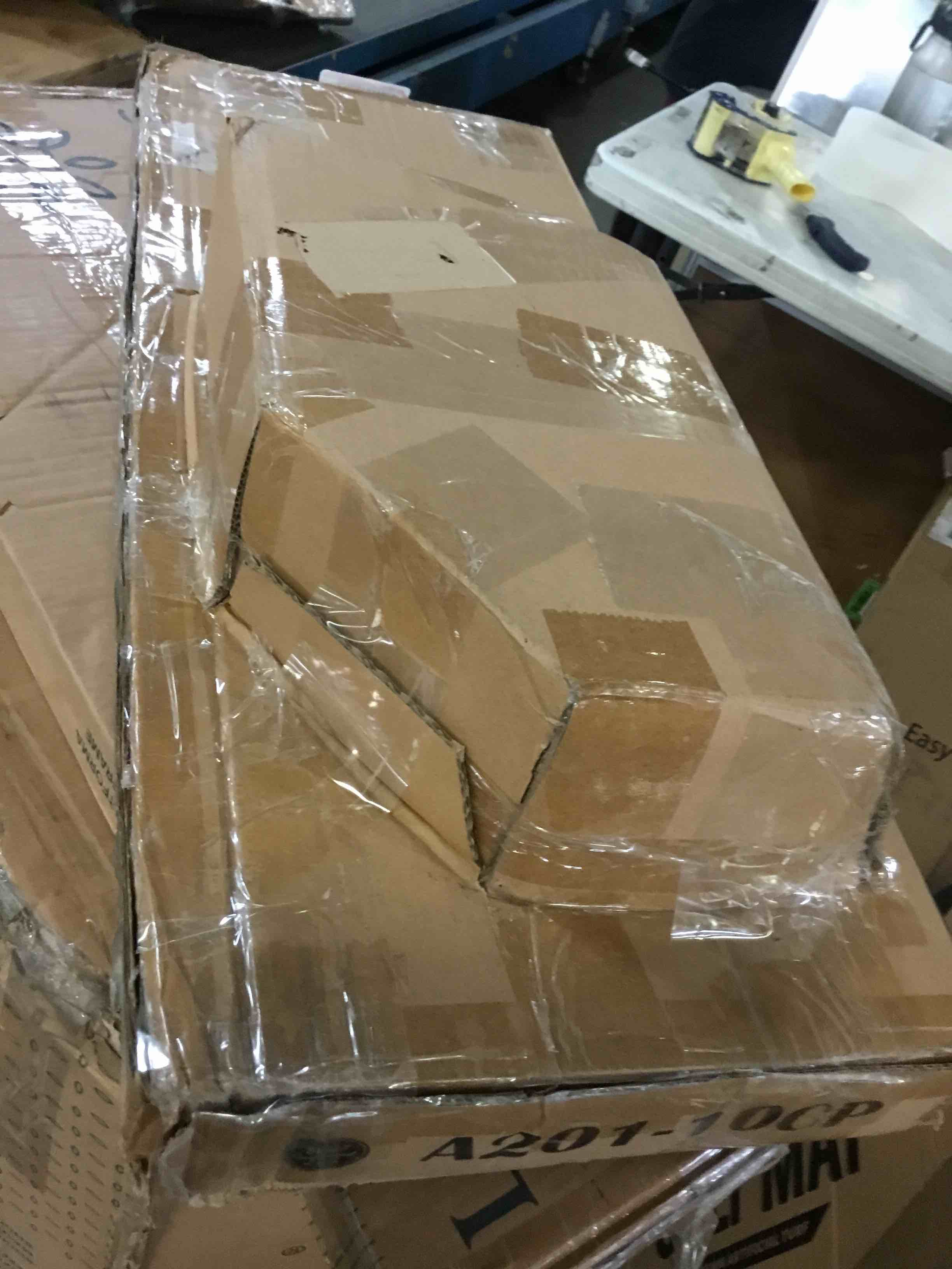 https://s3.amazonaws.com/lotting-images-prod/bidfta/RED5360595_1691414634608.jpeg