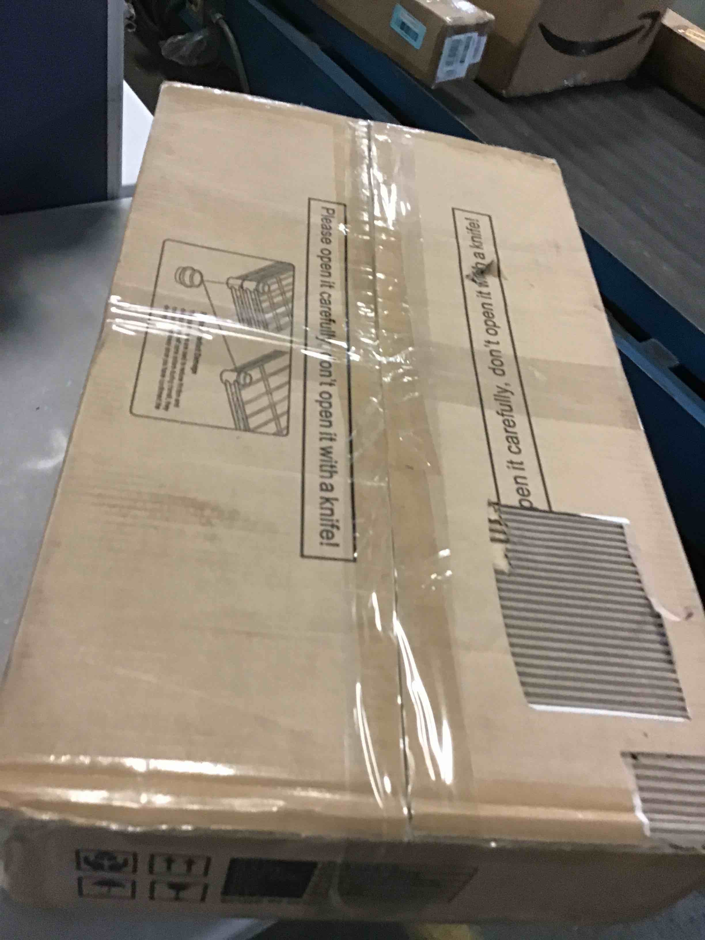 https://s3.amazonaws.com/lotting-images-prod/bidfta/RED5360768_1691497487077.jpeg
