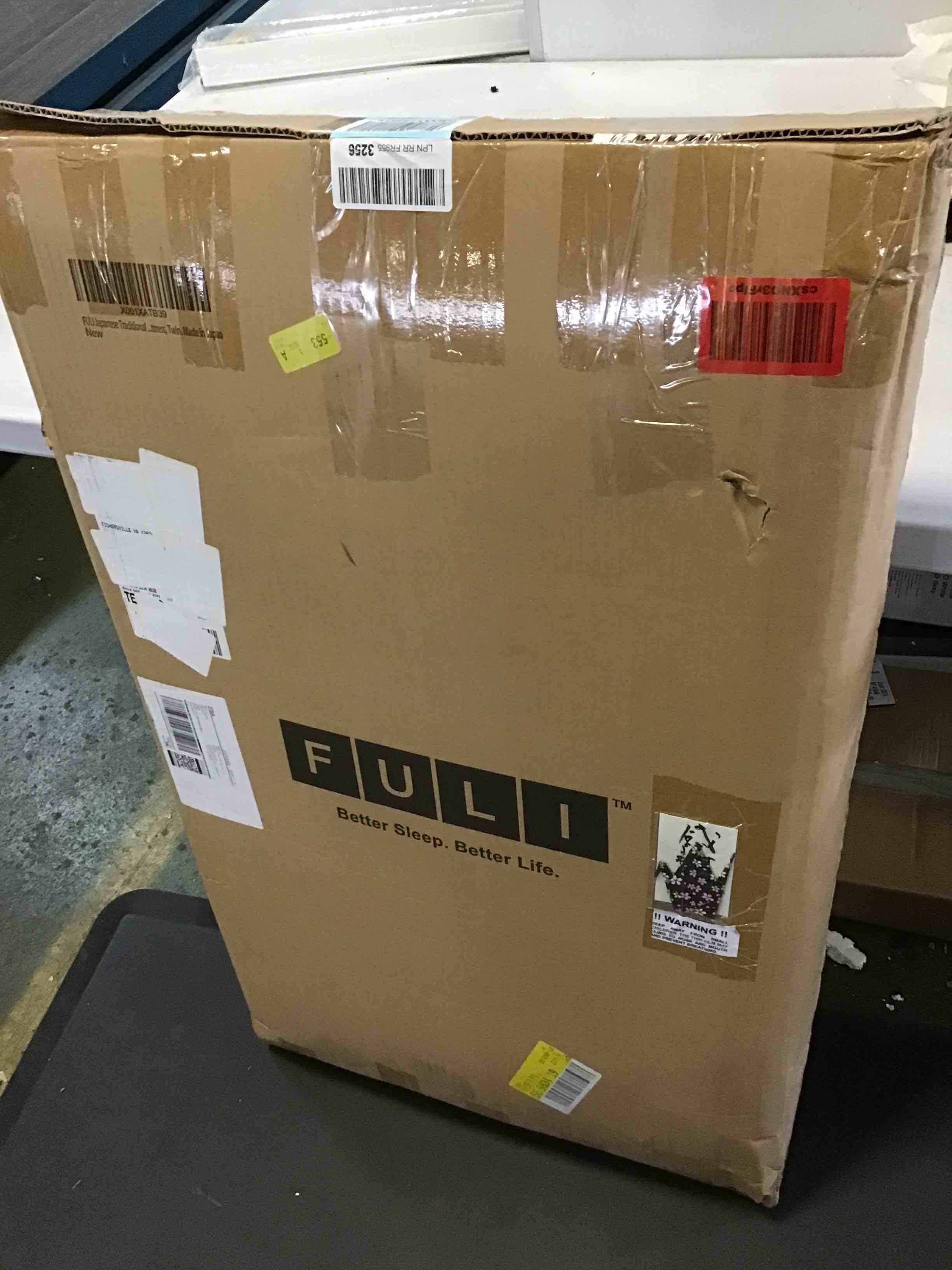 https://s3.amazonaws.com/lotting-images-prod/bidfta/RED5361013_1691593955570.jpeg