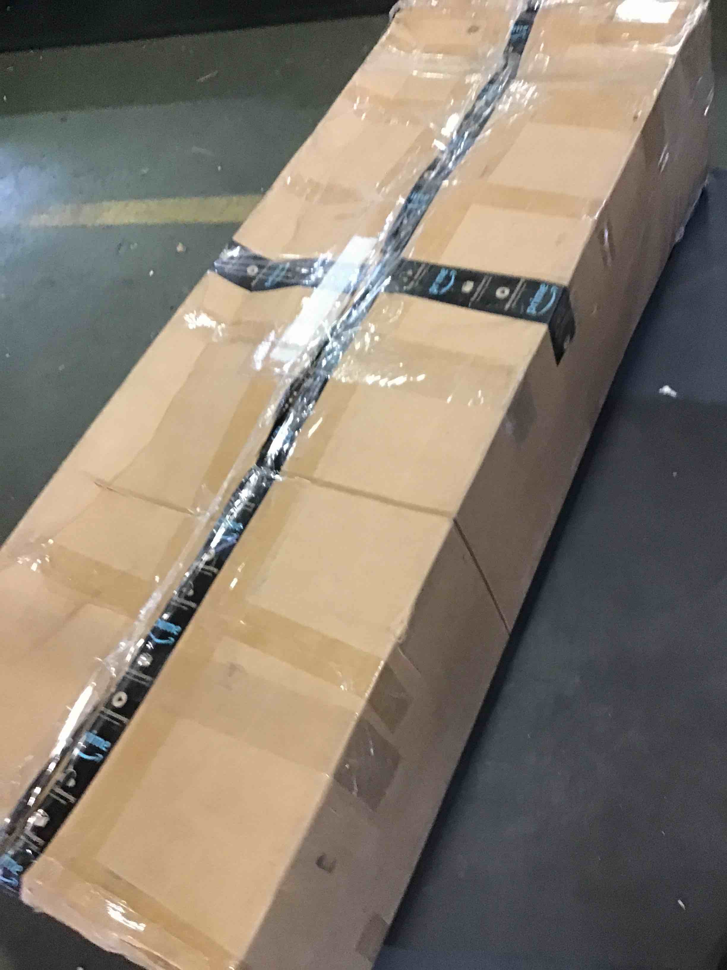 https://s3.amazonaws.com/lotting-images-prod/bidfta/RED5361026_1691596602983.jpeg