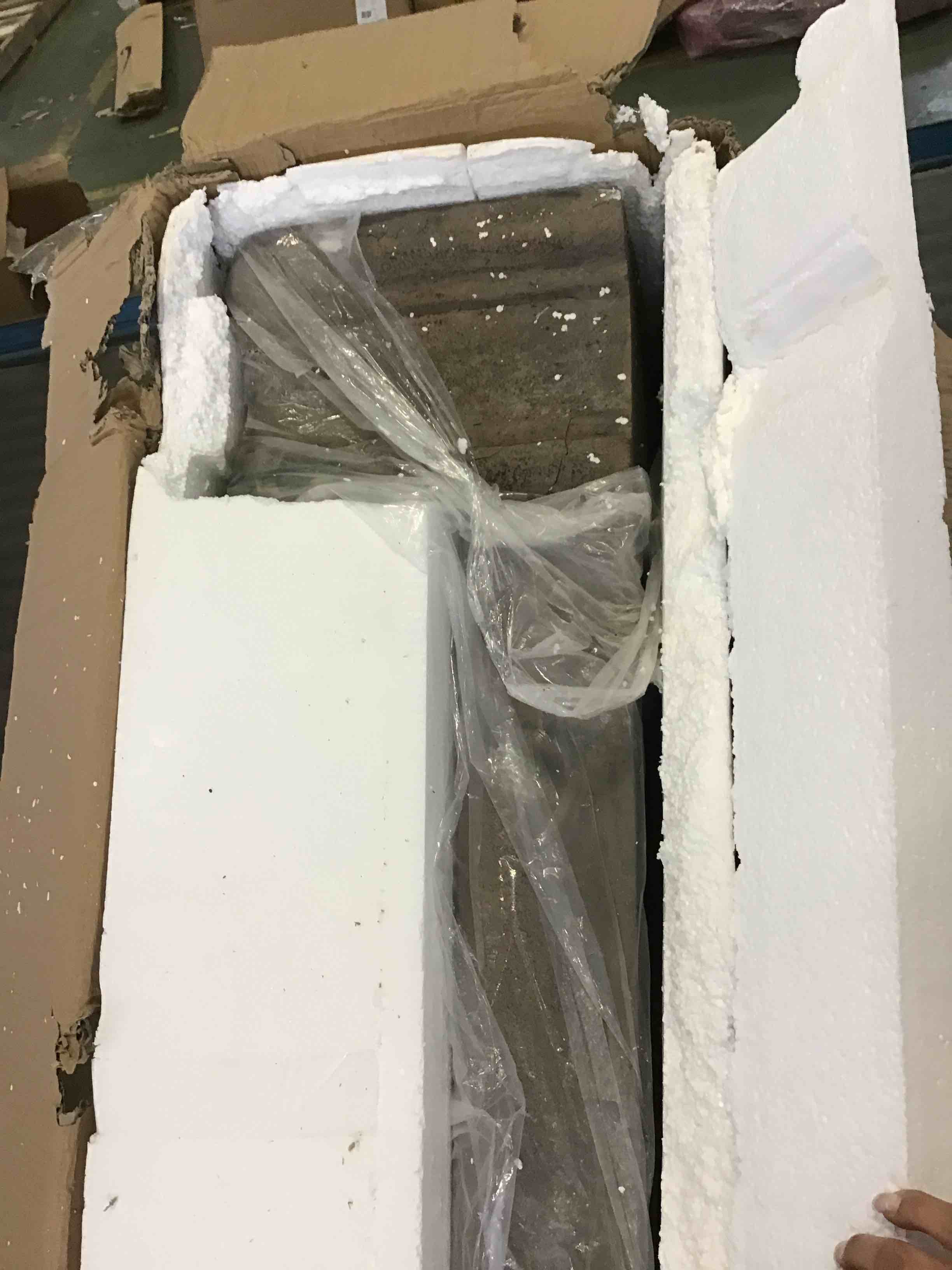 https://s3.amazonaws.com/lotting-images-prod/bidfta/RED5361075_1691604249655.jpeg