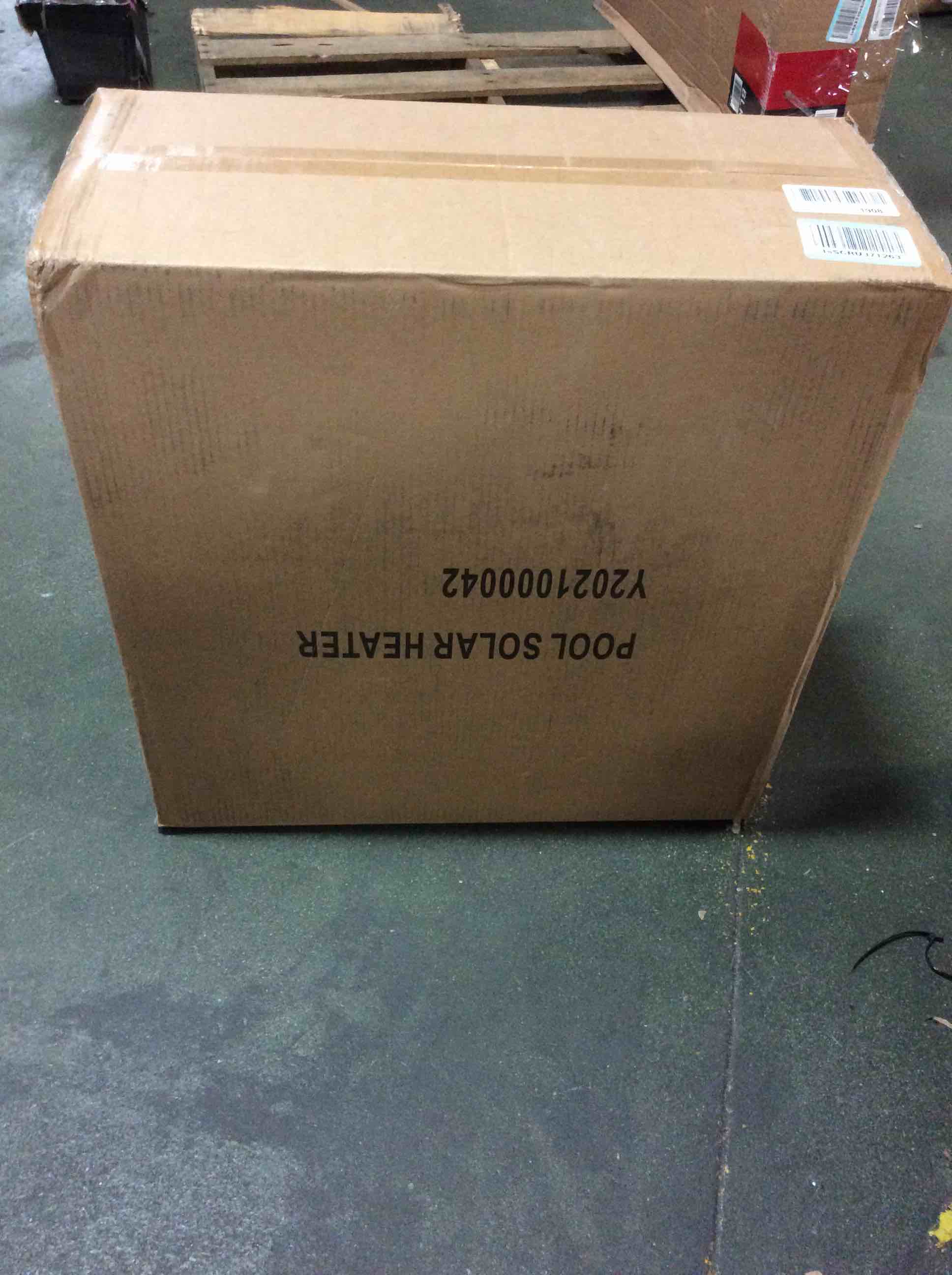 https://s3.amazonaws.com/lotting-images-prod/bidfta/RED5365959_1690909080951.jpeg