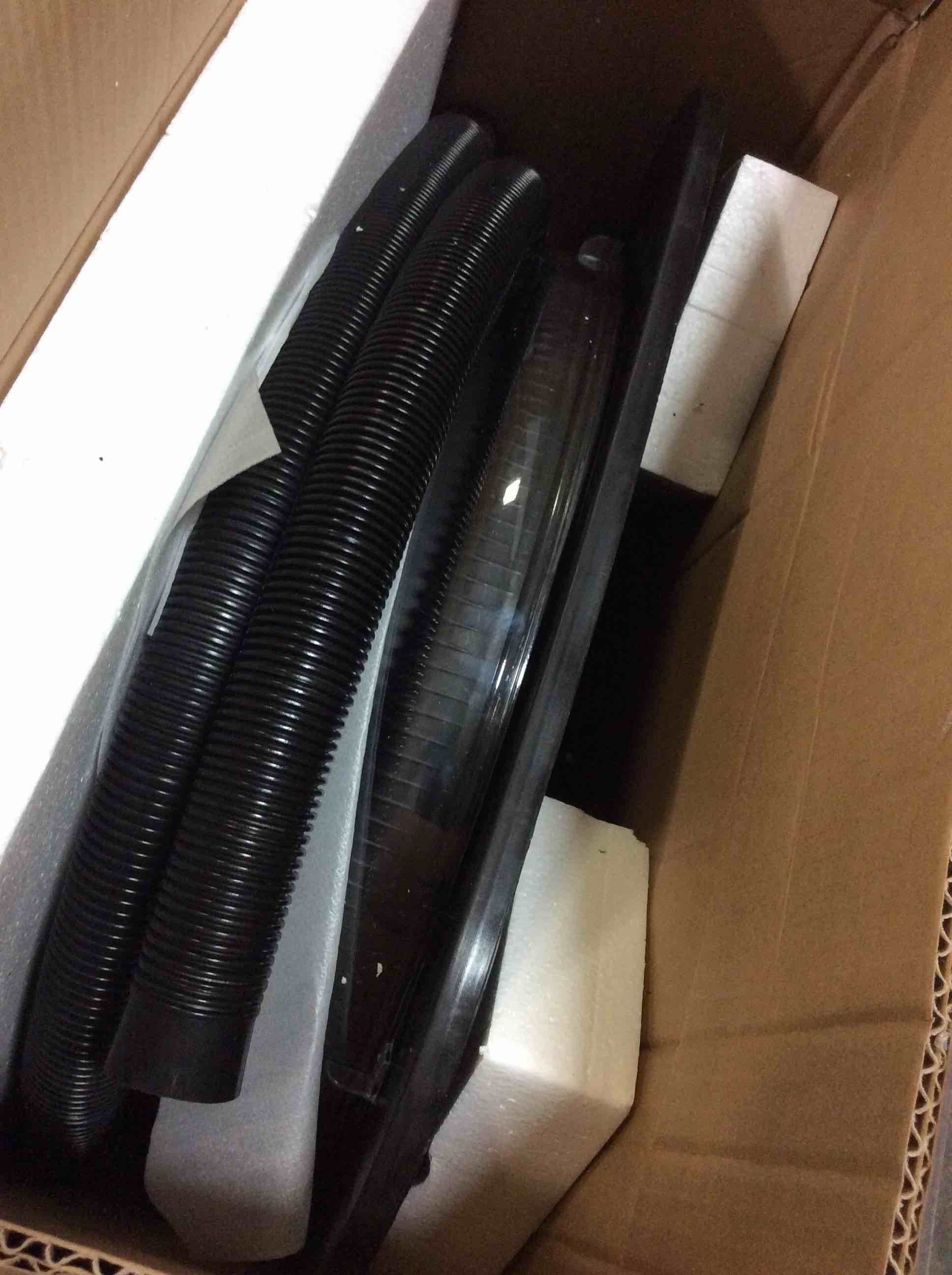 https://s3.amazonaws.com/lotting-images-prod/bidfta/RED5365959_1690909103836.jpeg