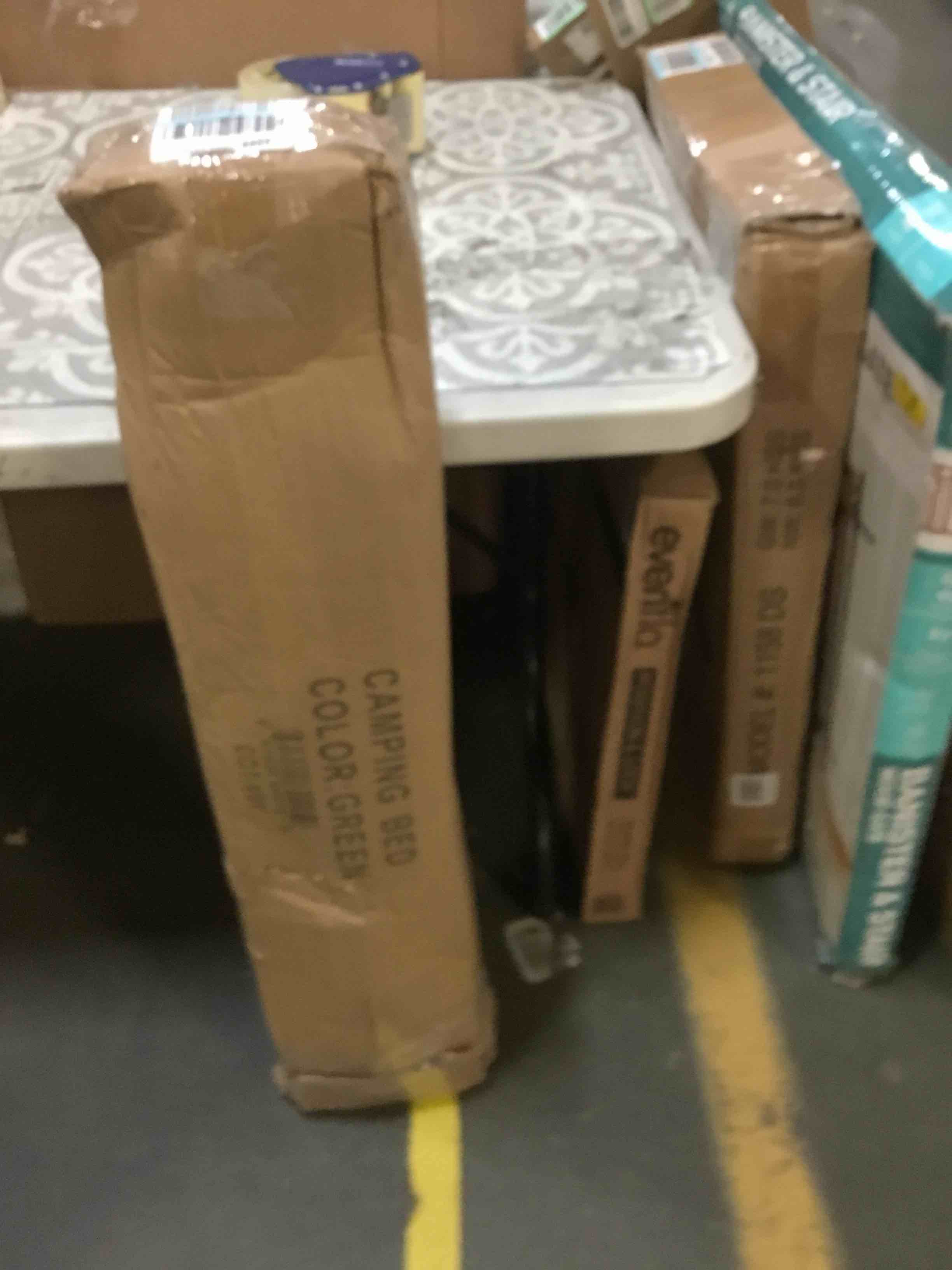 https://s3.amazonaws.com/lotting-images-prod/bidfta/RED5366058_1690976921110.jpeg