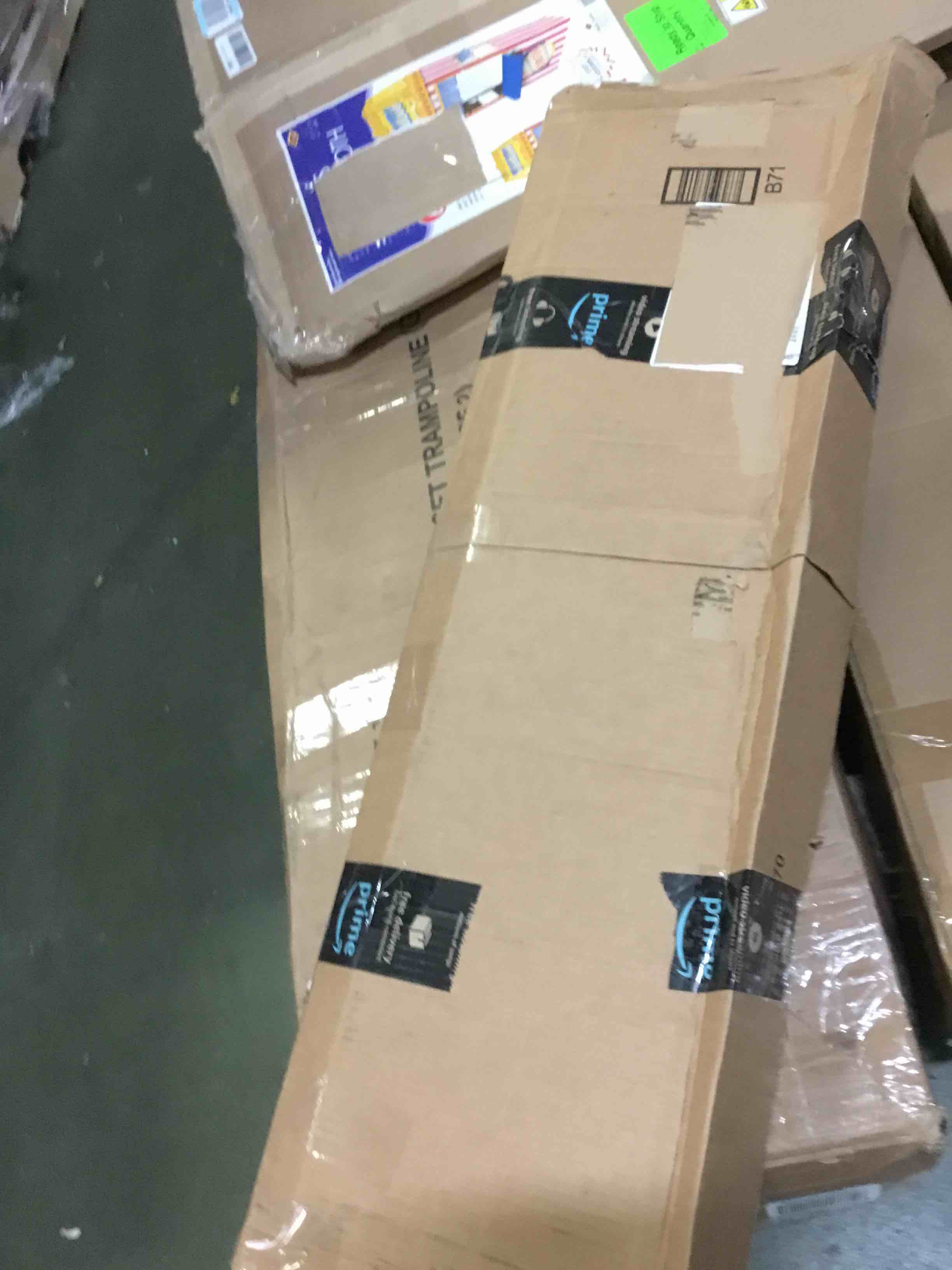 https://s3.amazonaws.com/lotting-images-prod/bidfta/RED5366078_1690980640715.jpeg
