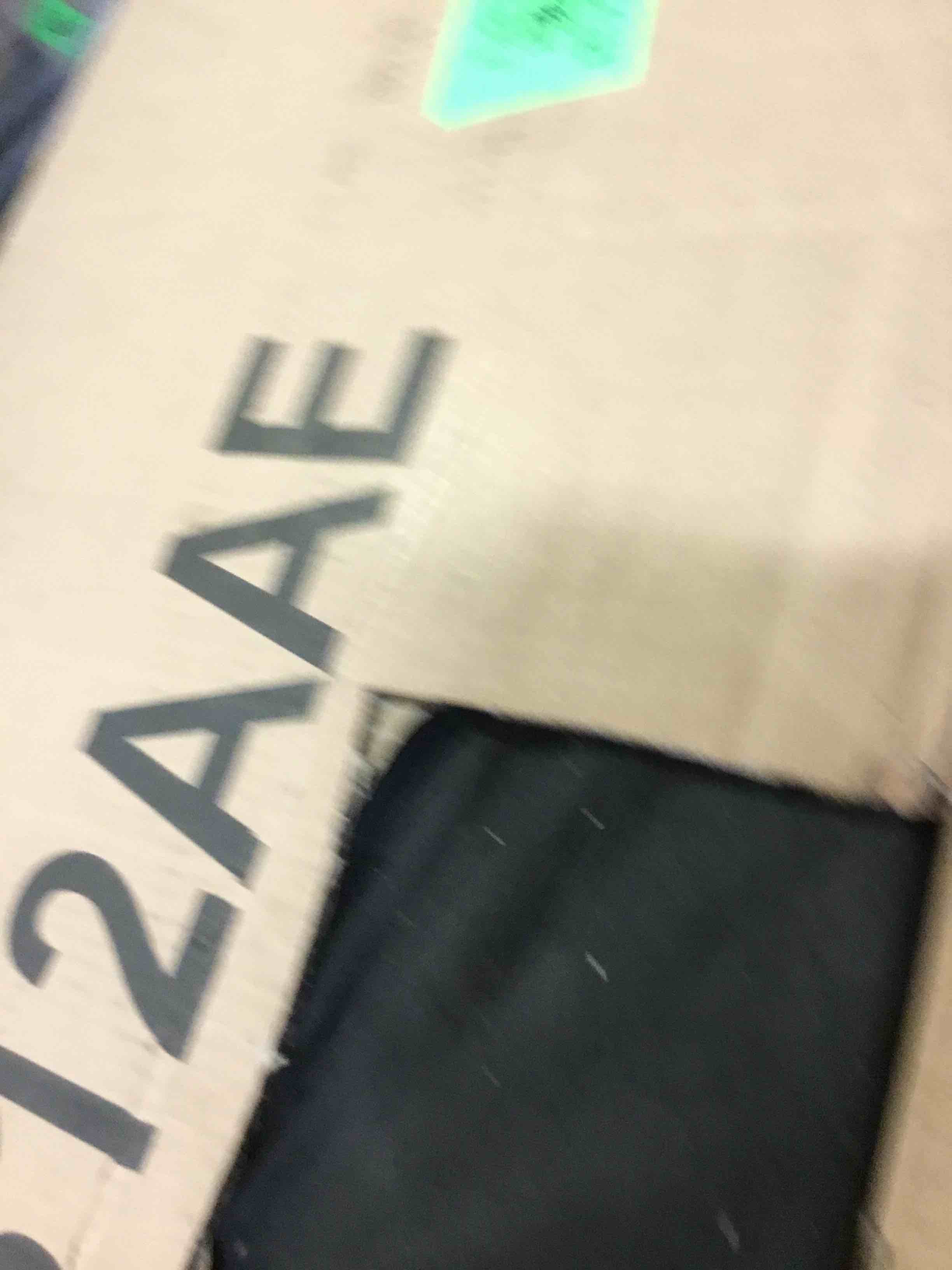 https://s3.amazonaws.com/lotting-images-prod/bidfta/RED5366240_1691004912744.jpeg