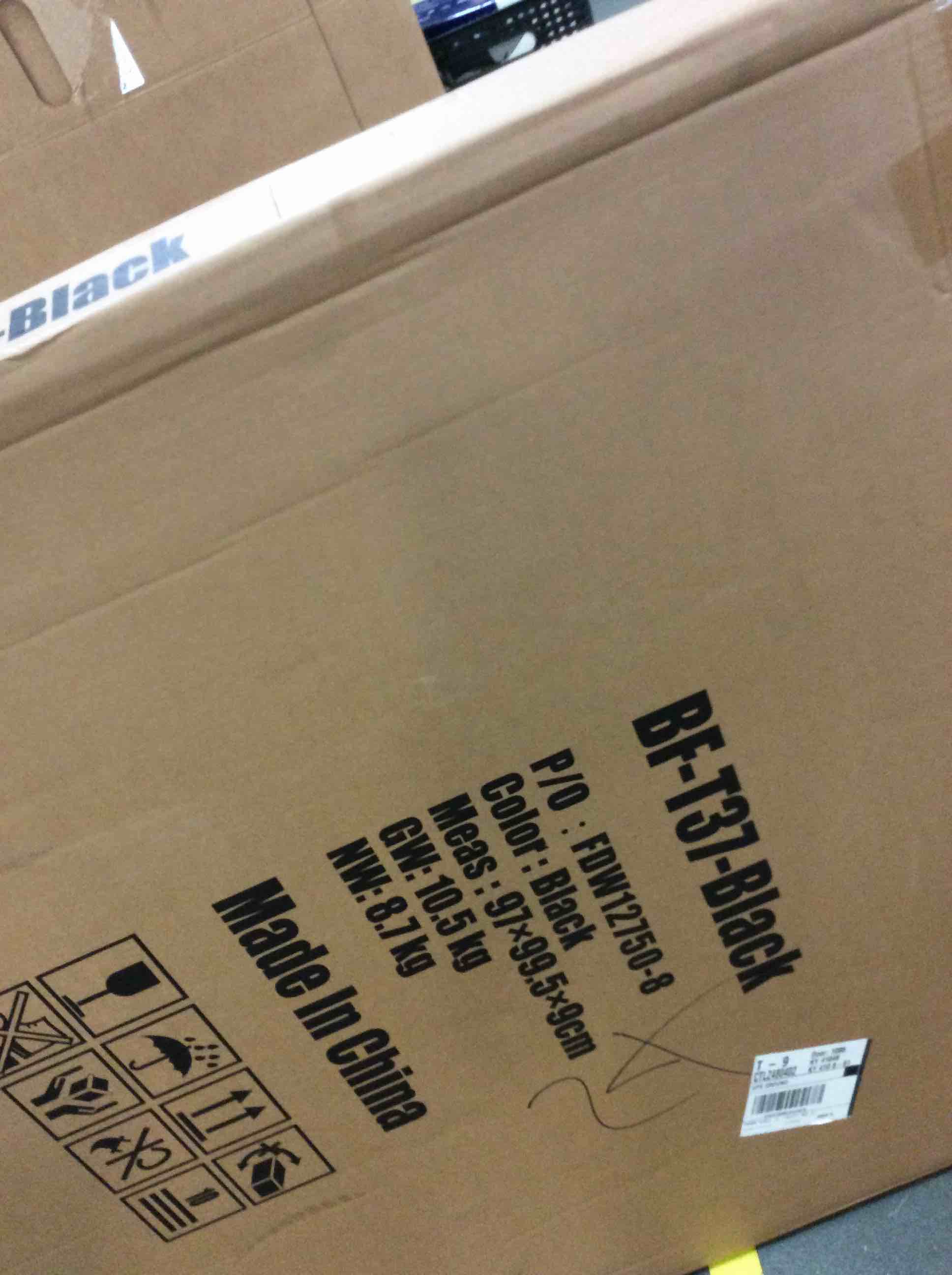 https://s3.amazonaws.com/lotting-images-prod/bidfta/RED5366293_1691073184433.jpeg