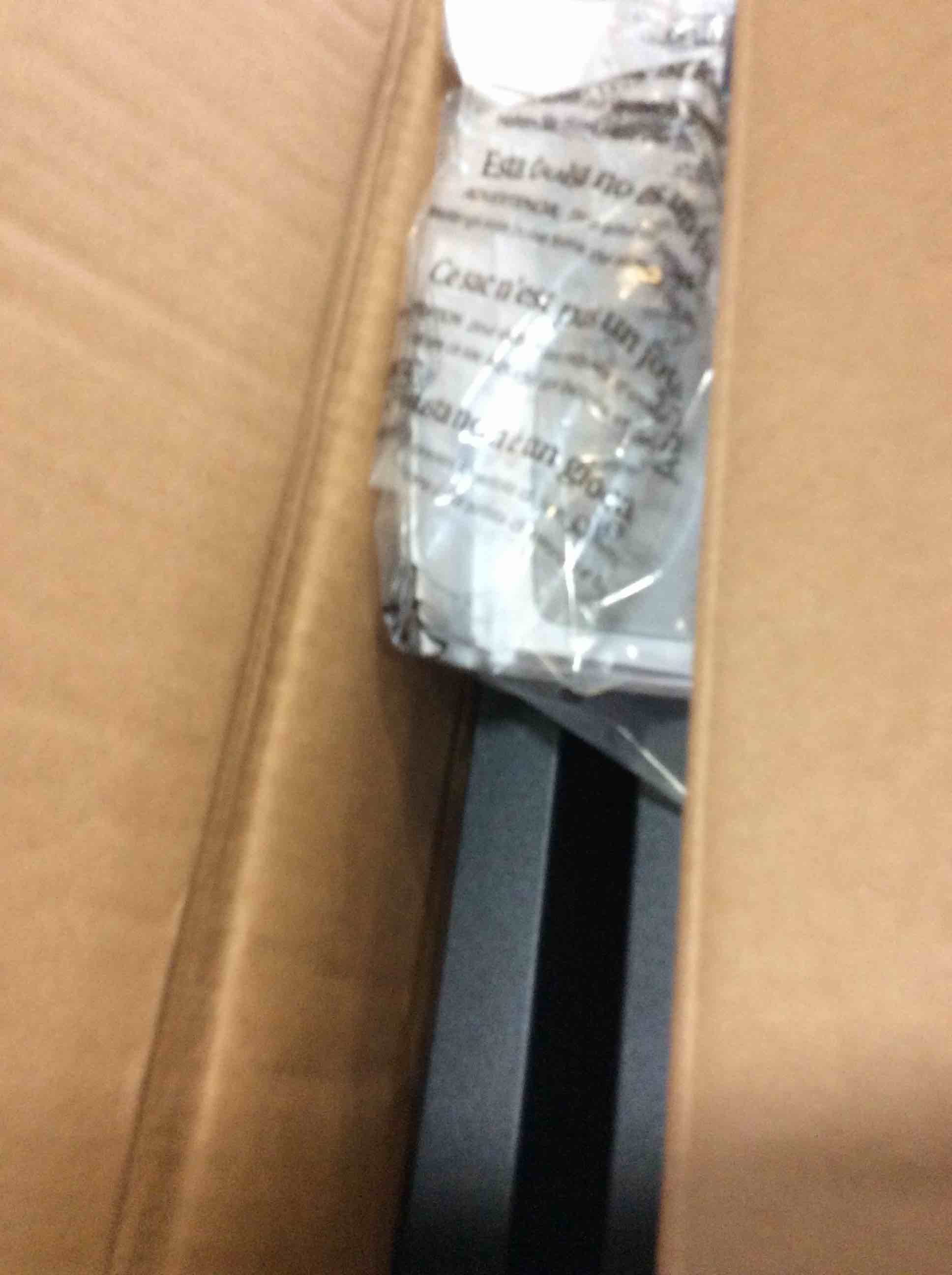 https://s3.amazonaws.com/lotting-images-prod/bidfta/RED5366293_1691073209065.jpeg