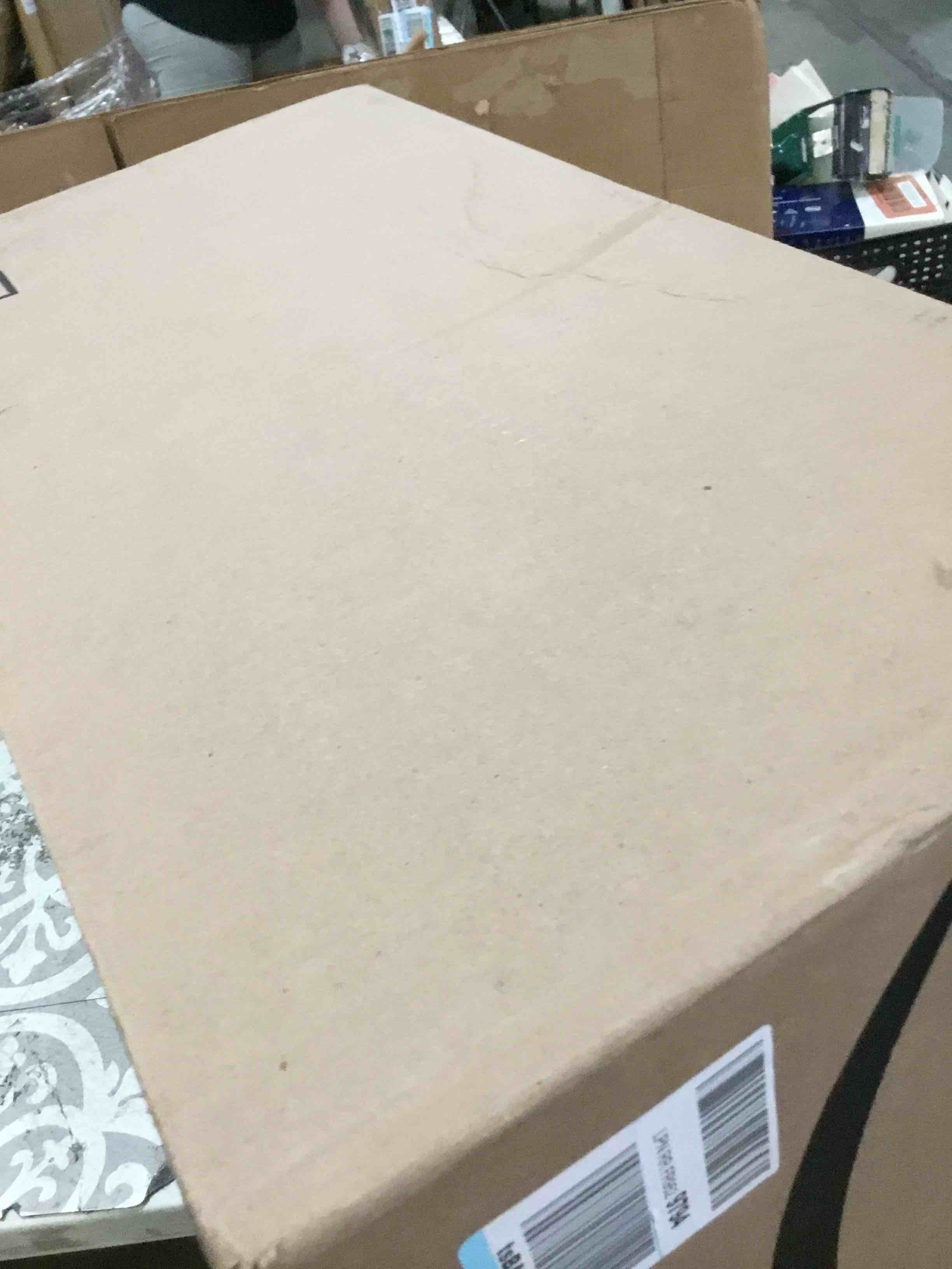 https://s3.amazonaws.com/lotting-images-prod/bidfta/RED5366360_1691087809822.jpeg
