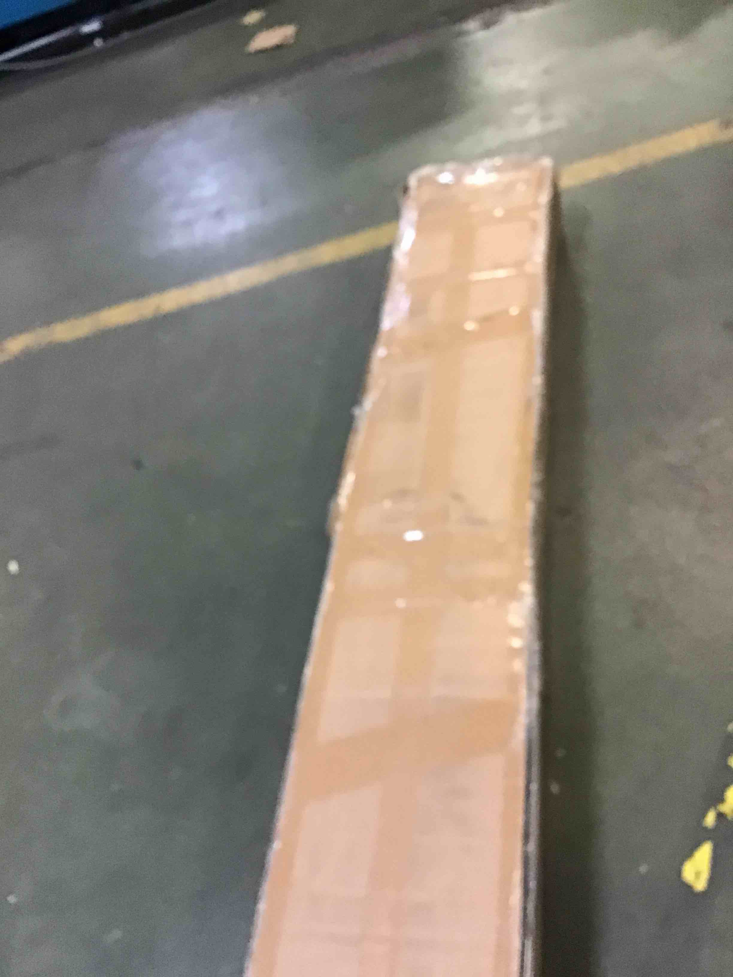 https://s3.amazonaws.com/lotting-images-prod/bidfta/RED5366495_1691177304989.jpeg