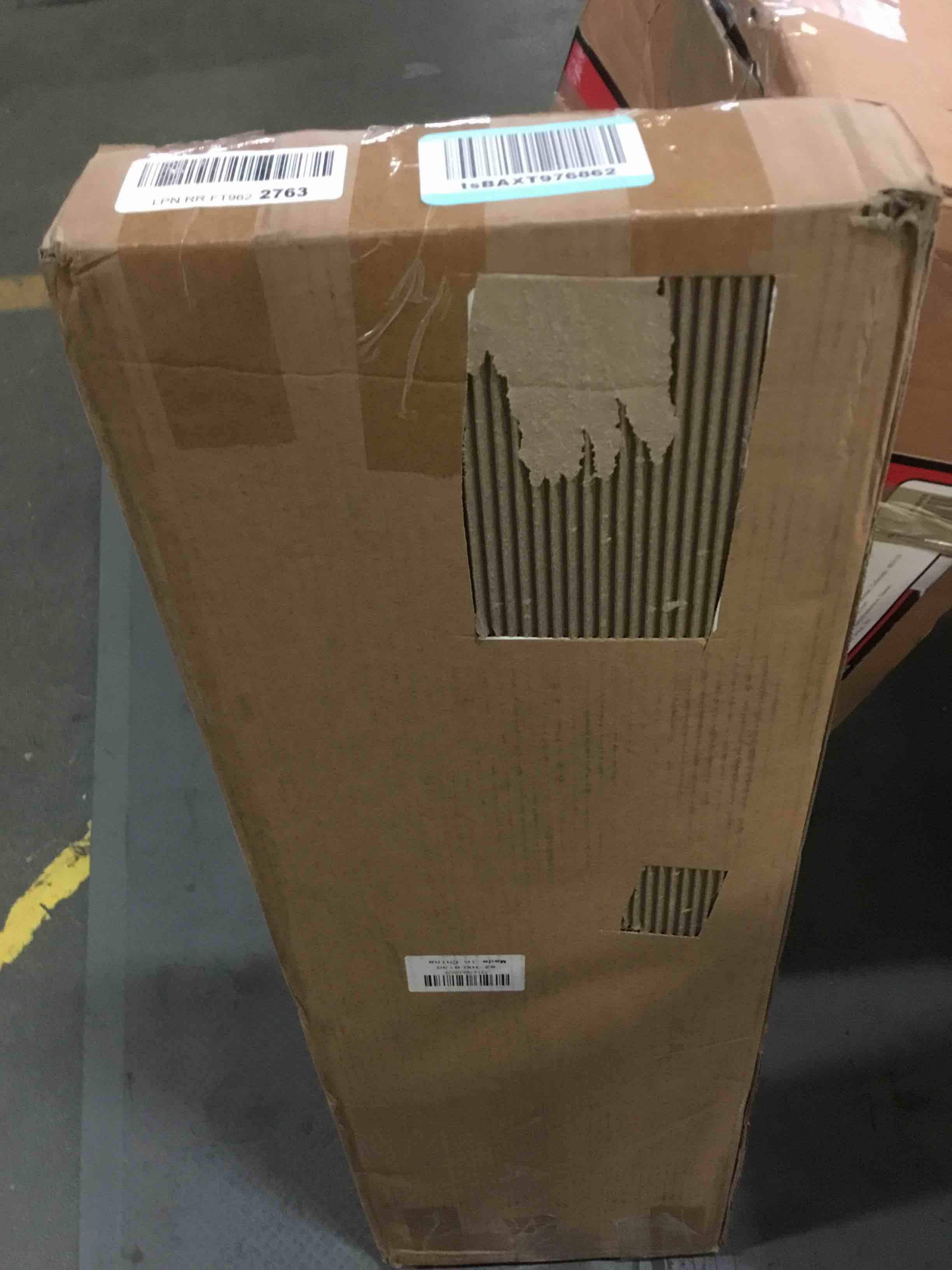 https://s3.amazonaws.com/lotting-images-prod/bidfta/RED5367812_1691068639963.jpeg
