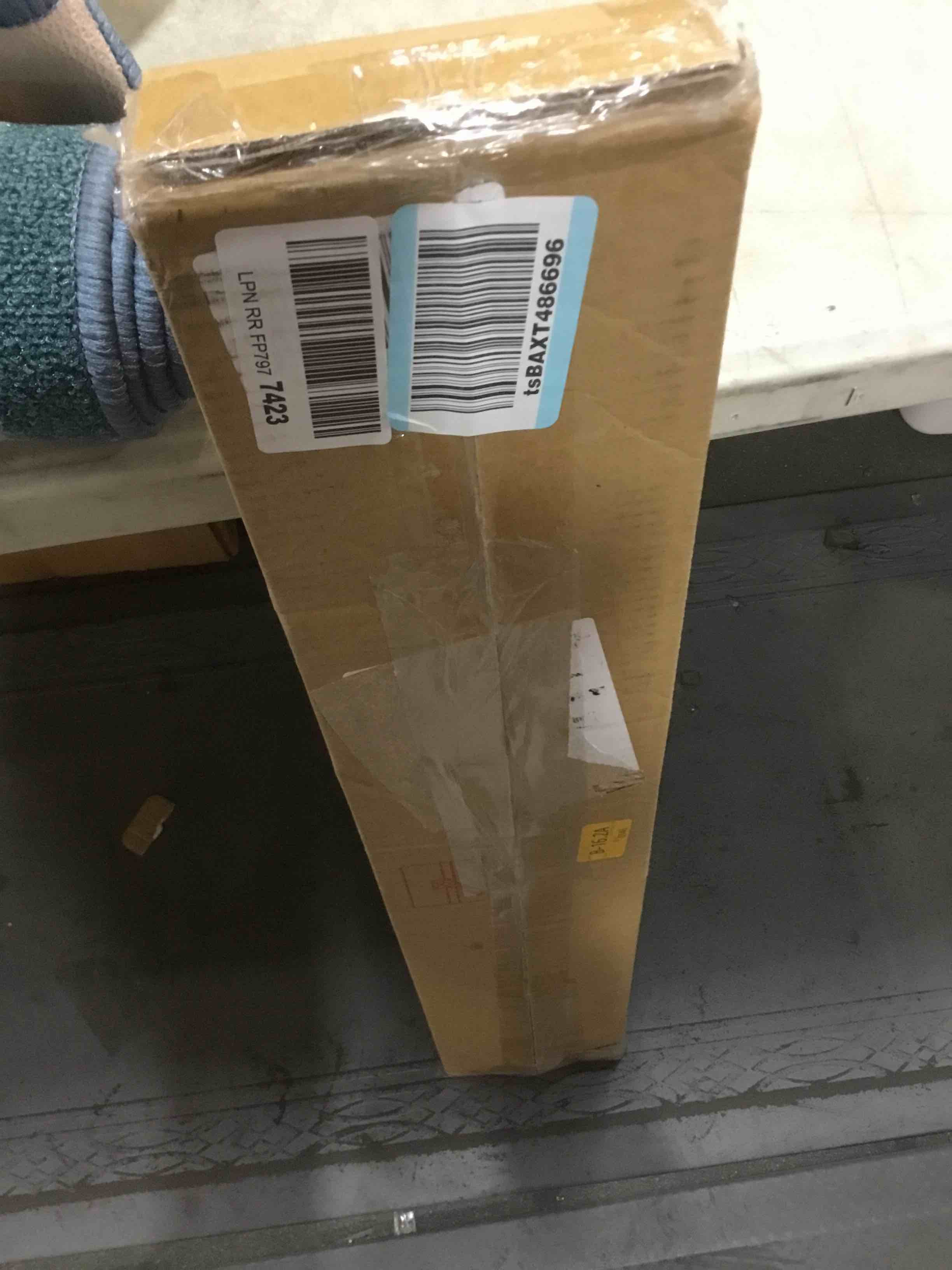 https://s3.amazonaws.com/lotting-images-prod/bidfta/RED5367930_1691088611864.jpeg