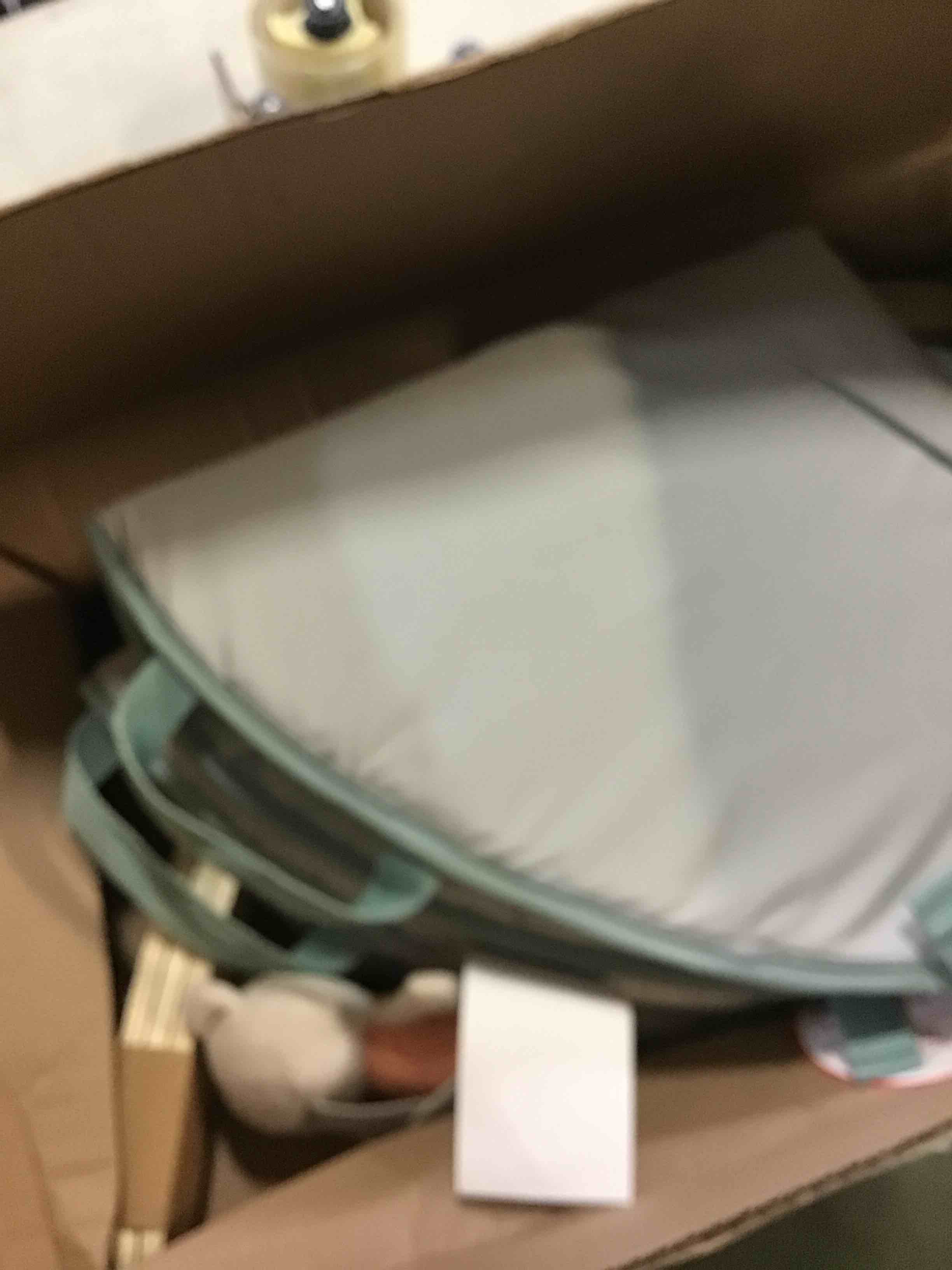 https://s3.amazonaws.com/lotting-images-prod/bidfta/RED5368113_1691511001740.jpeg