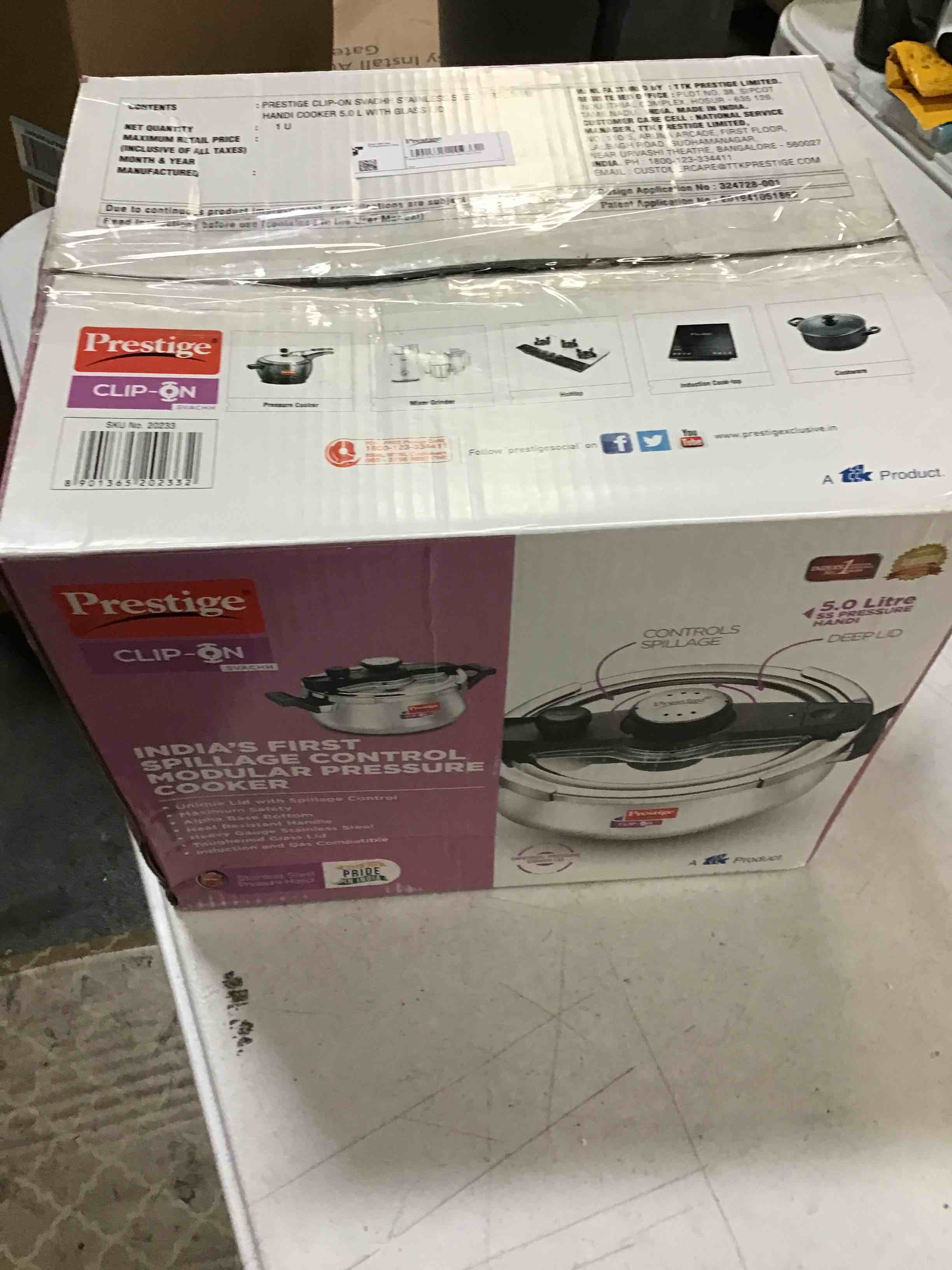 https://s3.amazonaws.com/lotting-images-prod/bidfta/RED5368303_1691692486408.jpeg