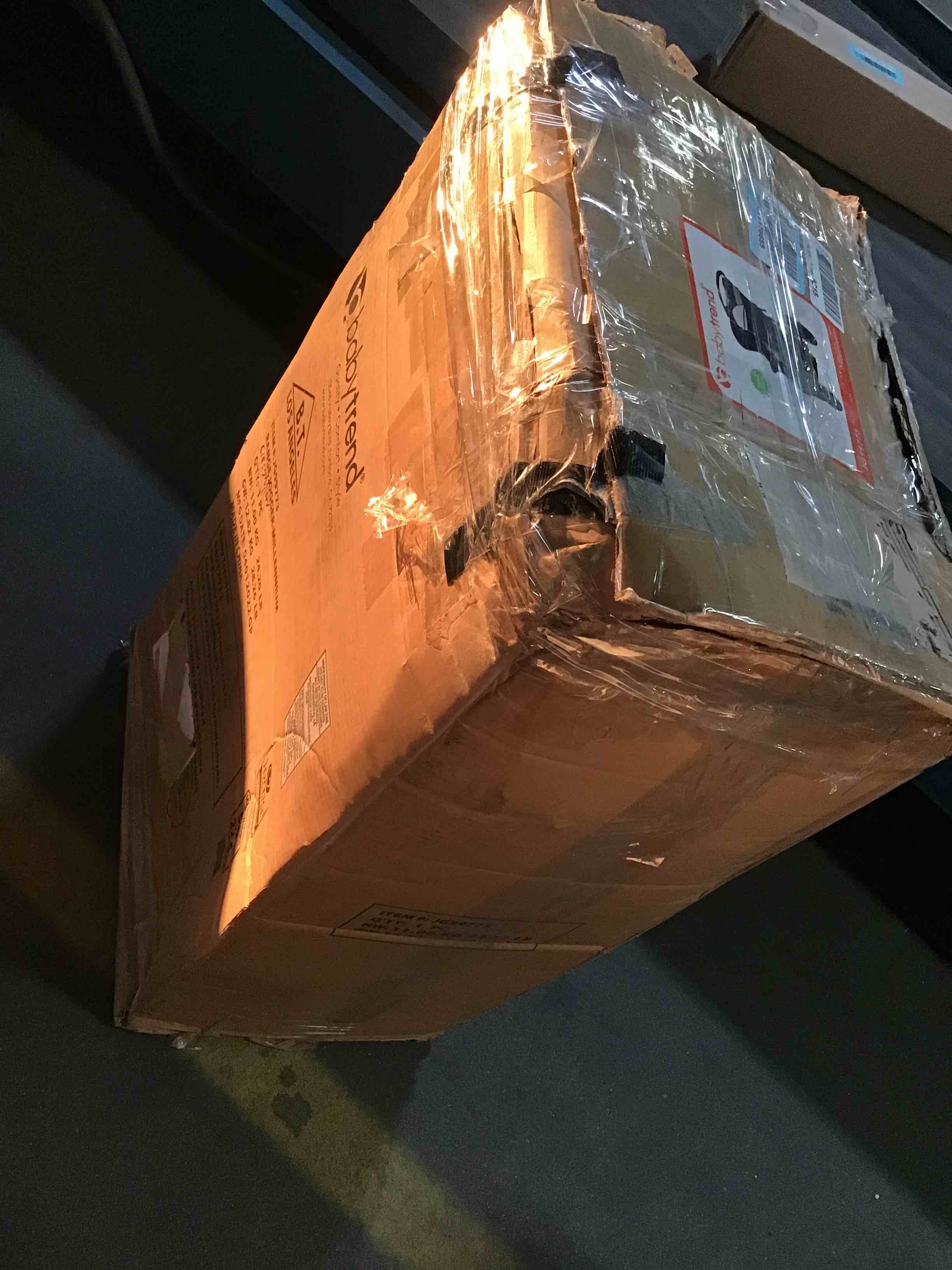 https://s3.amazonaws.com/lotting-images-prod/bidfta/RED5368636_1692184752356.jpeg