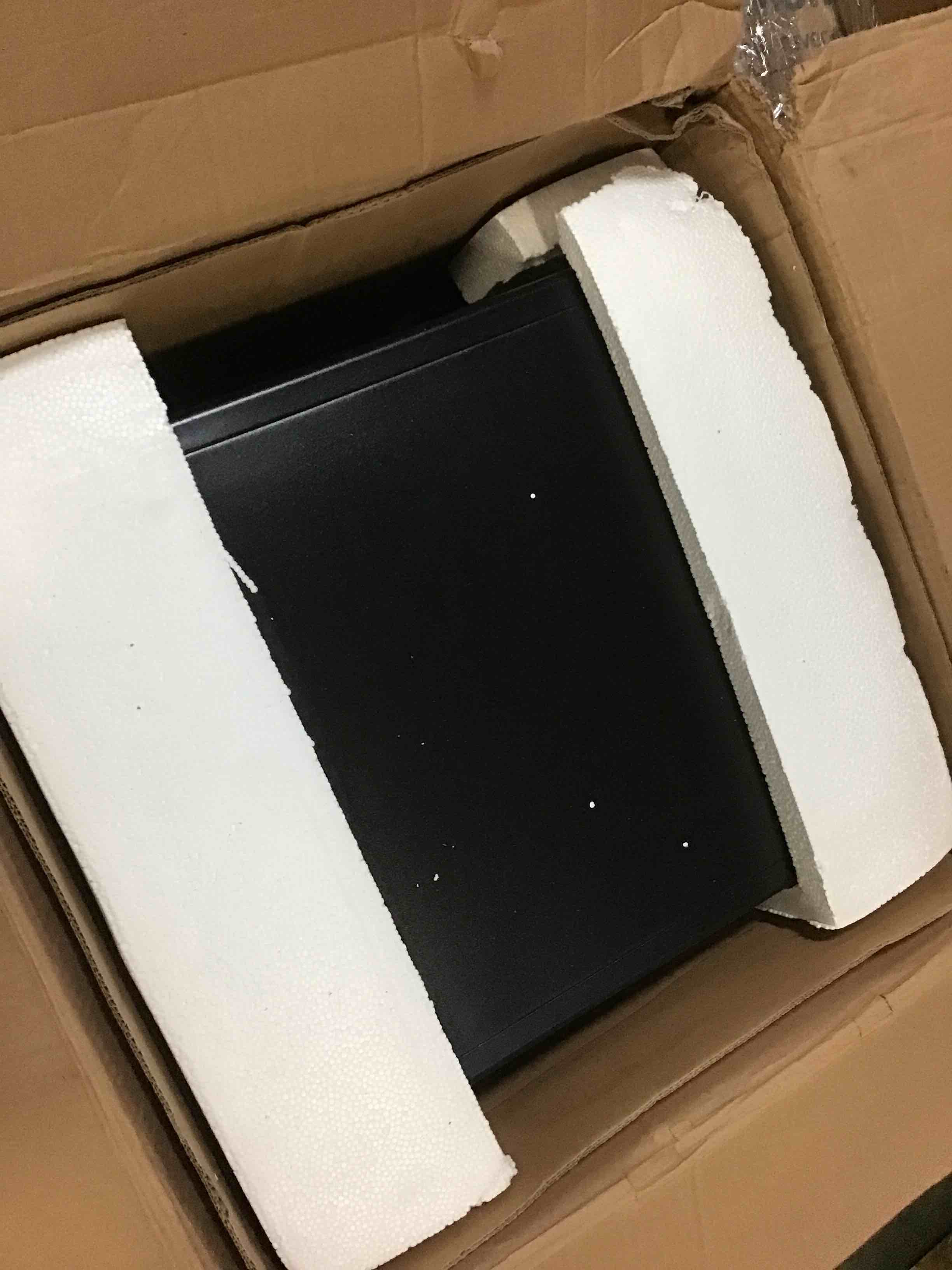 https://s3.amazonaws.com/lotting-images-prod/bidfta/RED5369415_1691408677763.jpeg