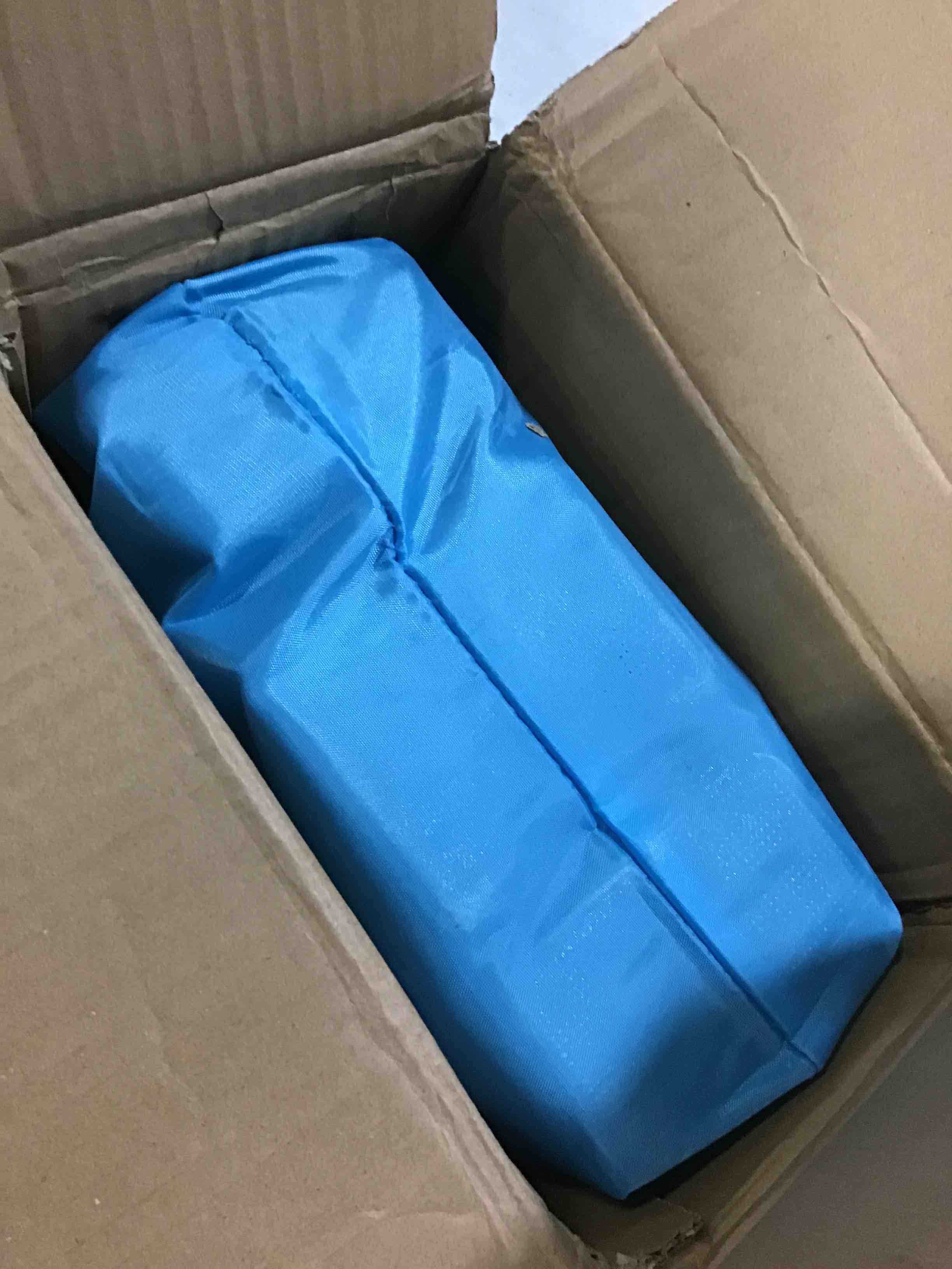 https://s3.amazonaws.com/lotting-images-prod/bidfta/RED5369471_1691415828623.jpeg