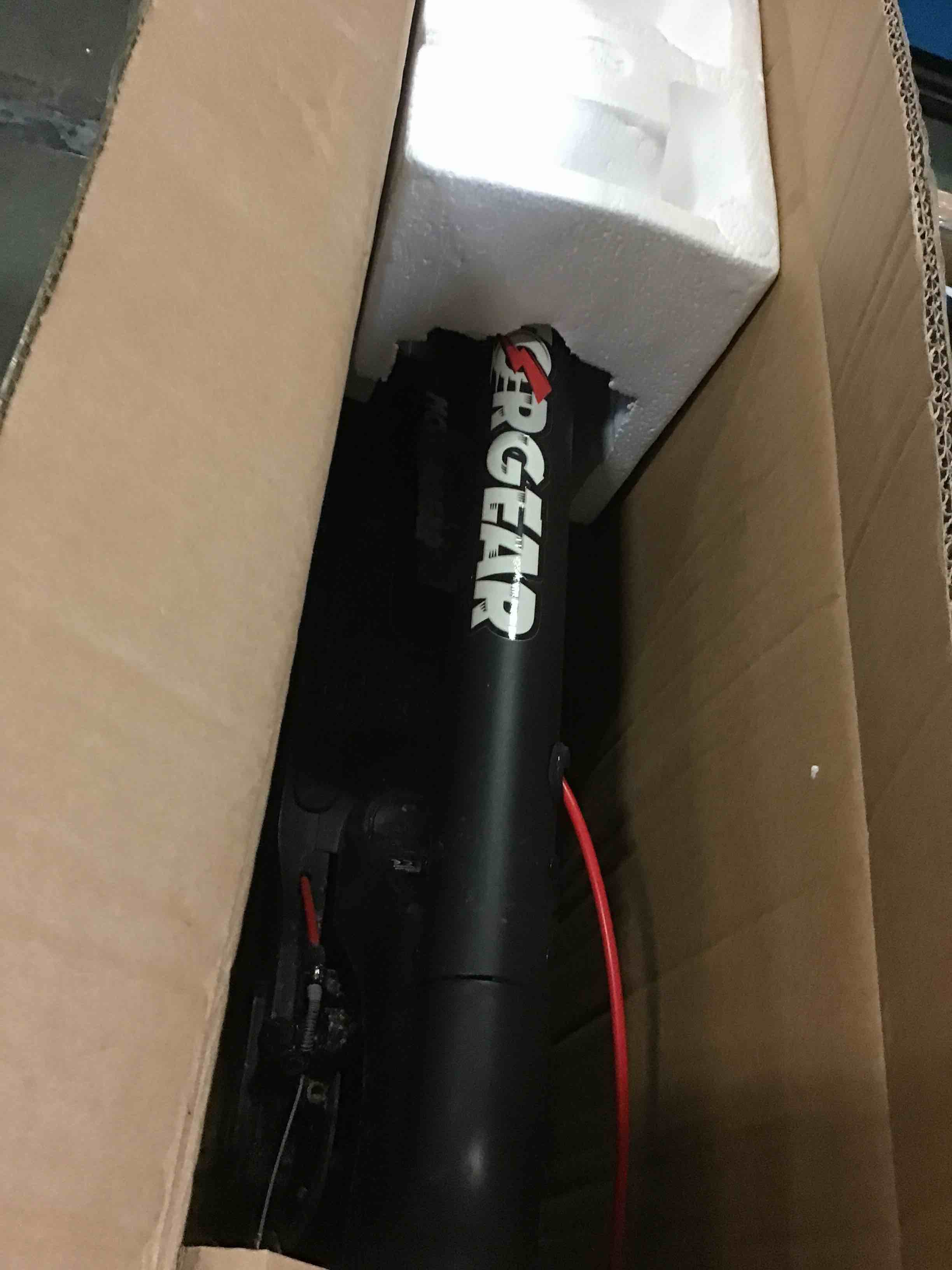 https://s3.amazonaws.com/lotting-images-prod/bidfta/RED5369495_1691420636595.jpeg