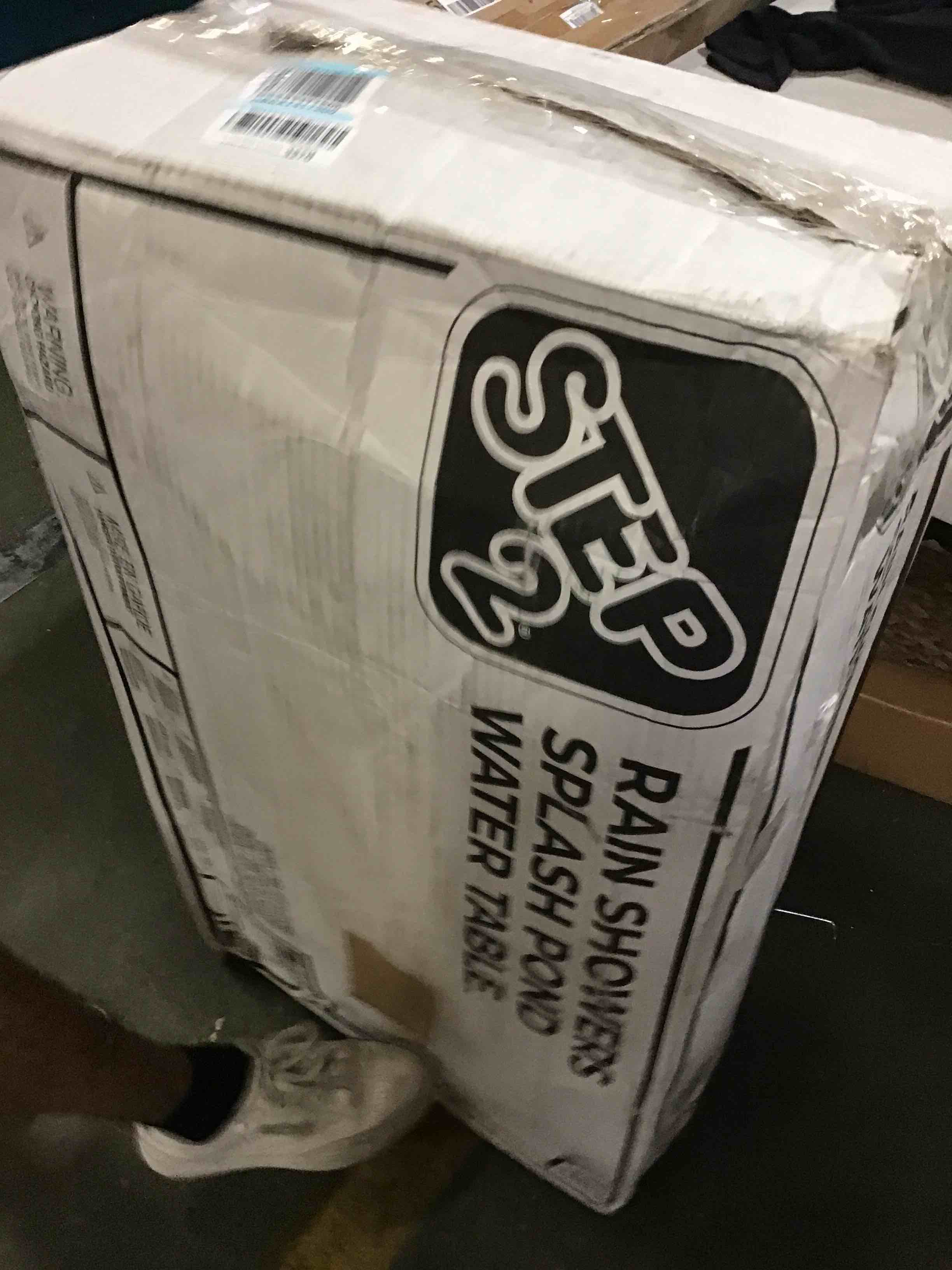 https://s3.amazonaws.com/lotting-images-prod/bidfta/RED5369529_1691426197718.jpeg