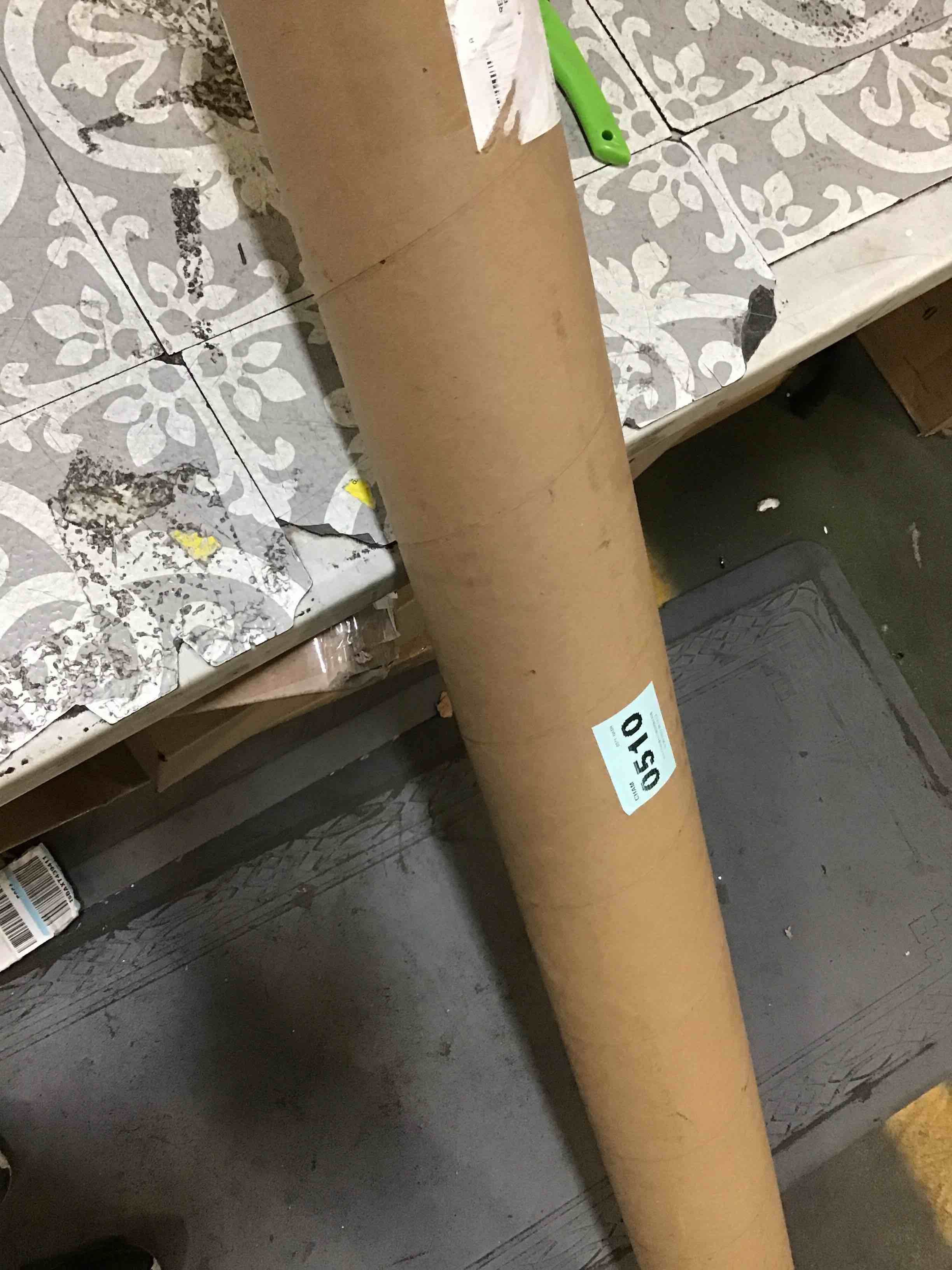 https://s3.amazonaws.com/lotting-images-prod/bidfta/RED5370422_1691853731039.jpeg