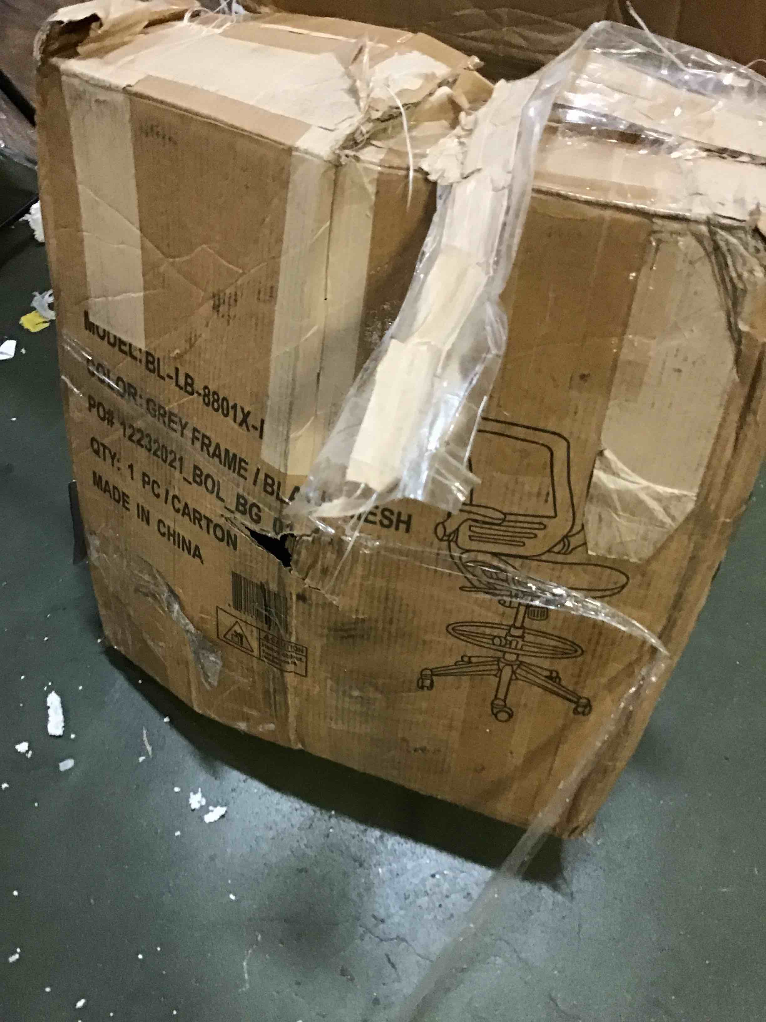 https://s3.amazonaws.com/lotting-images-prod/bidfta/RED5370428_1691854422427.jpeg