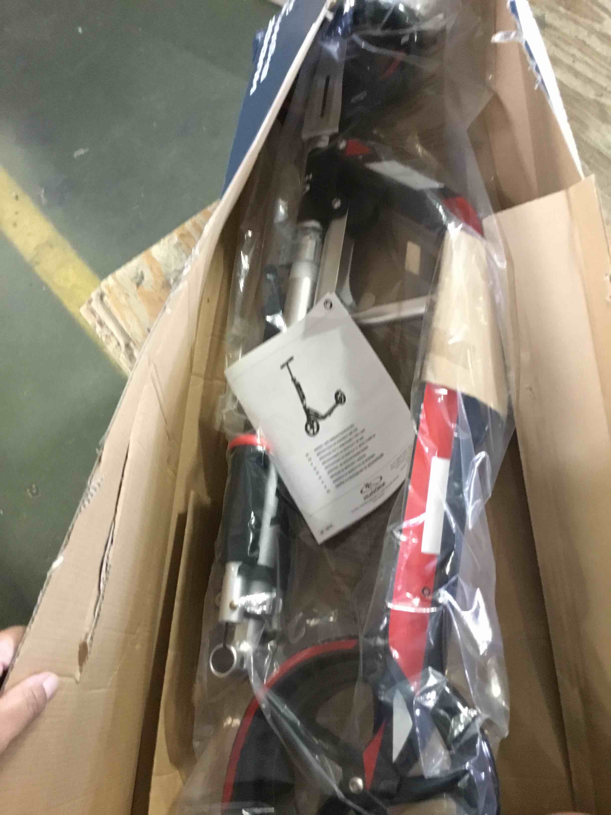 https://s3.amazonaws.com/lotting-images-prod/bidfta/RED5370558_1691072585196.jpeg