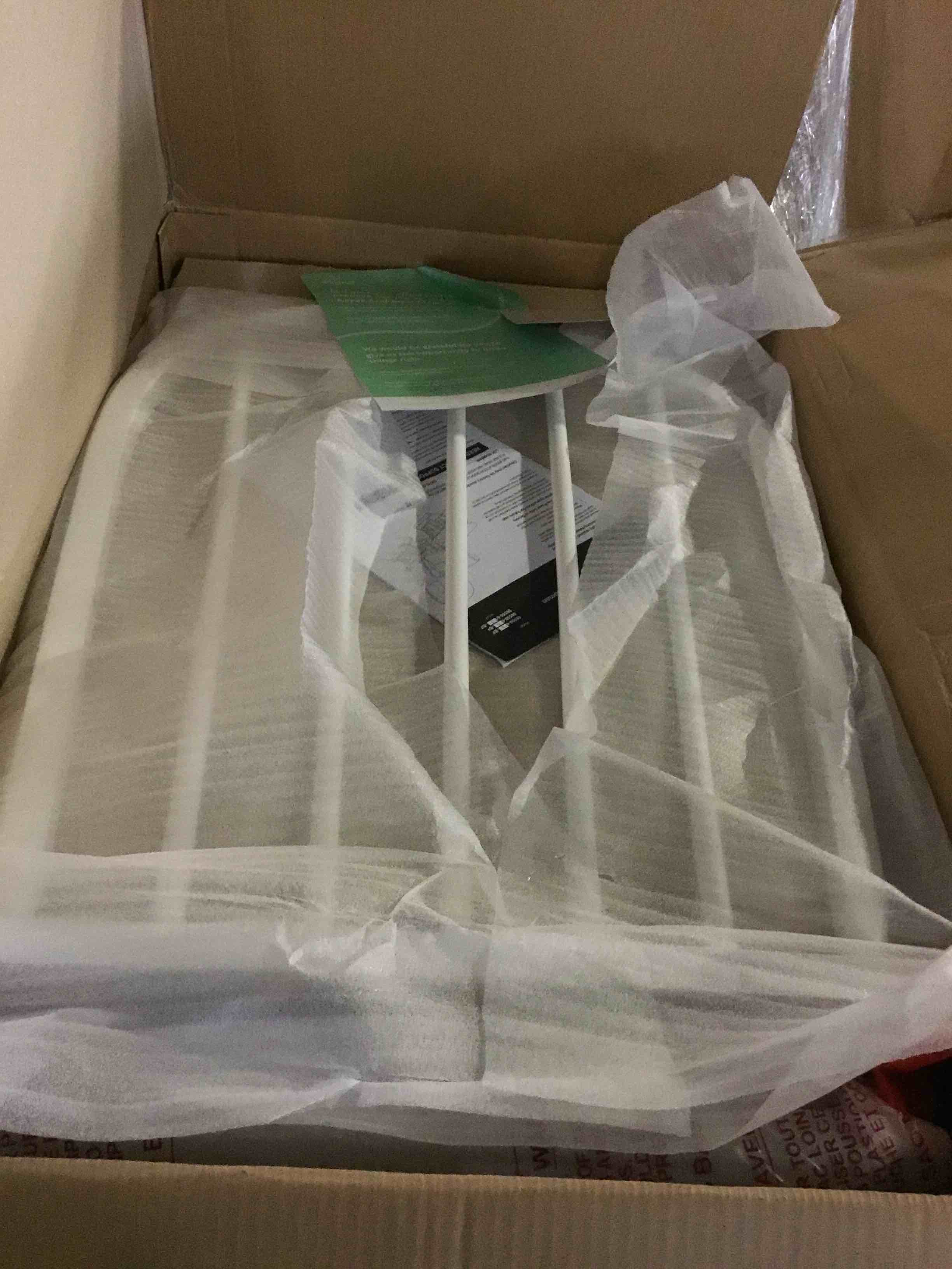 https://s3.amazonaws.com/lotting-images-prod/bidfta/RED5371046_1691424750951.jpeg