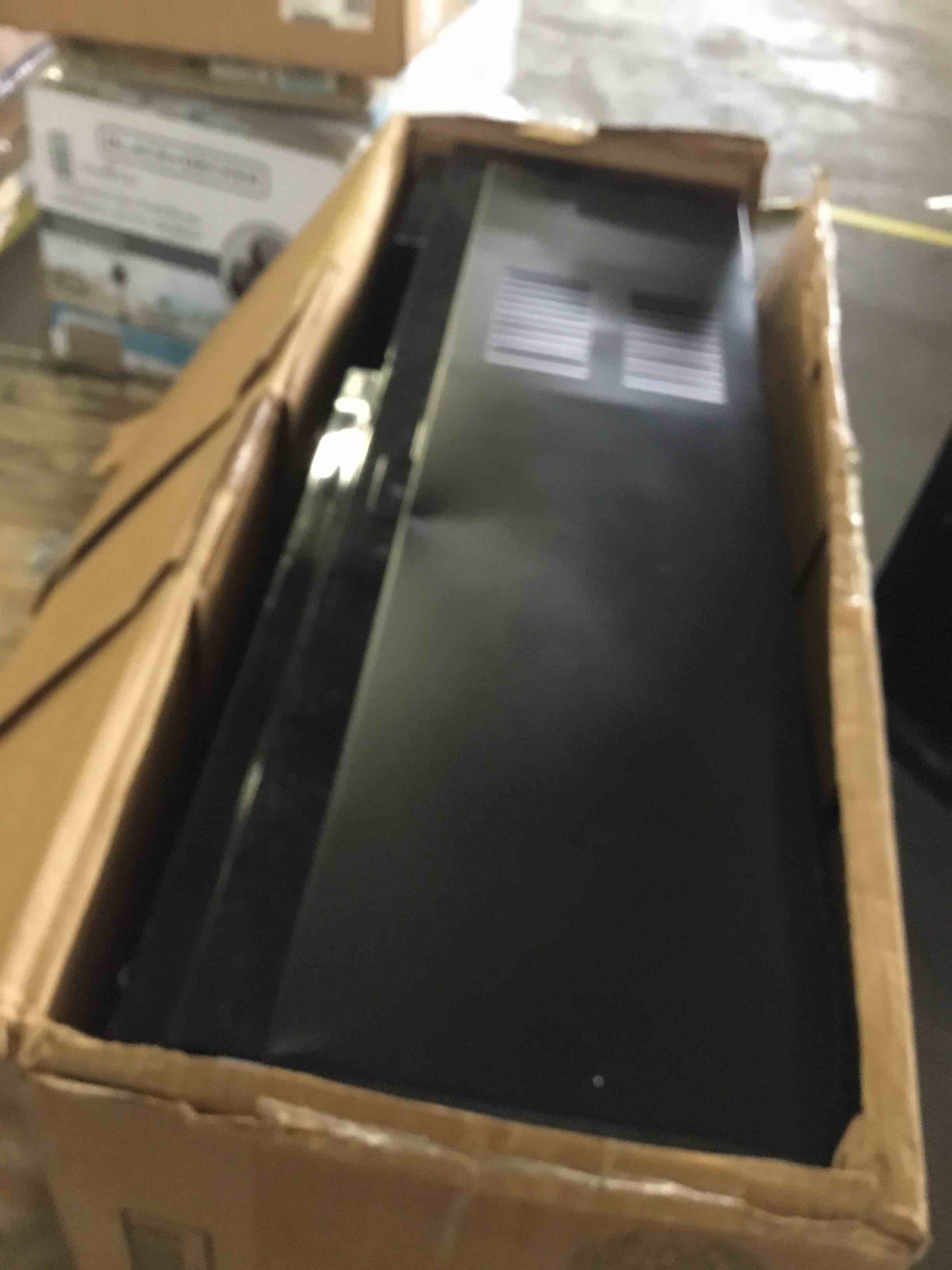 https://s3.amazonaws.com/lotting-images-prod/bidfta/RED5371478_1691604516164.jpeg