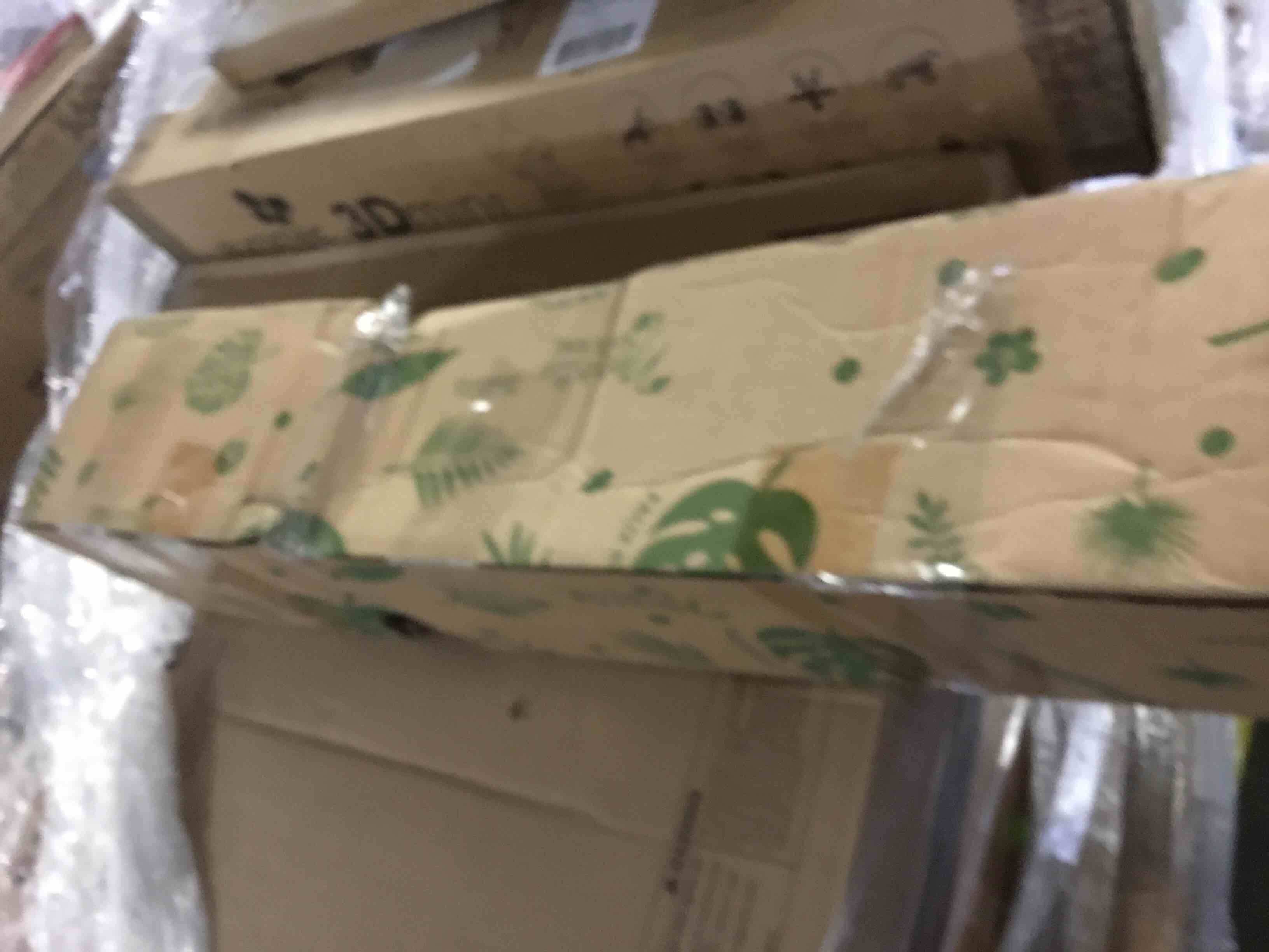https://s3.amazonaws.com/lotting-images-prod/bidfta/RED5371512_1691612098692.jpeg