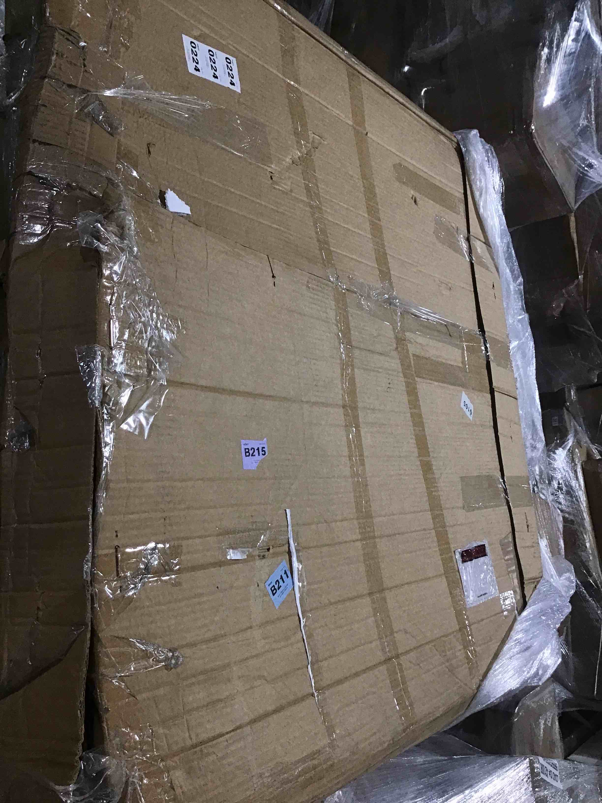 https://s3.amazonaws.com/lotting-images-prod/bidfta/RED5372058_1691162796051.jpeg