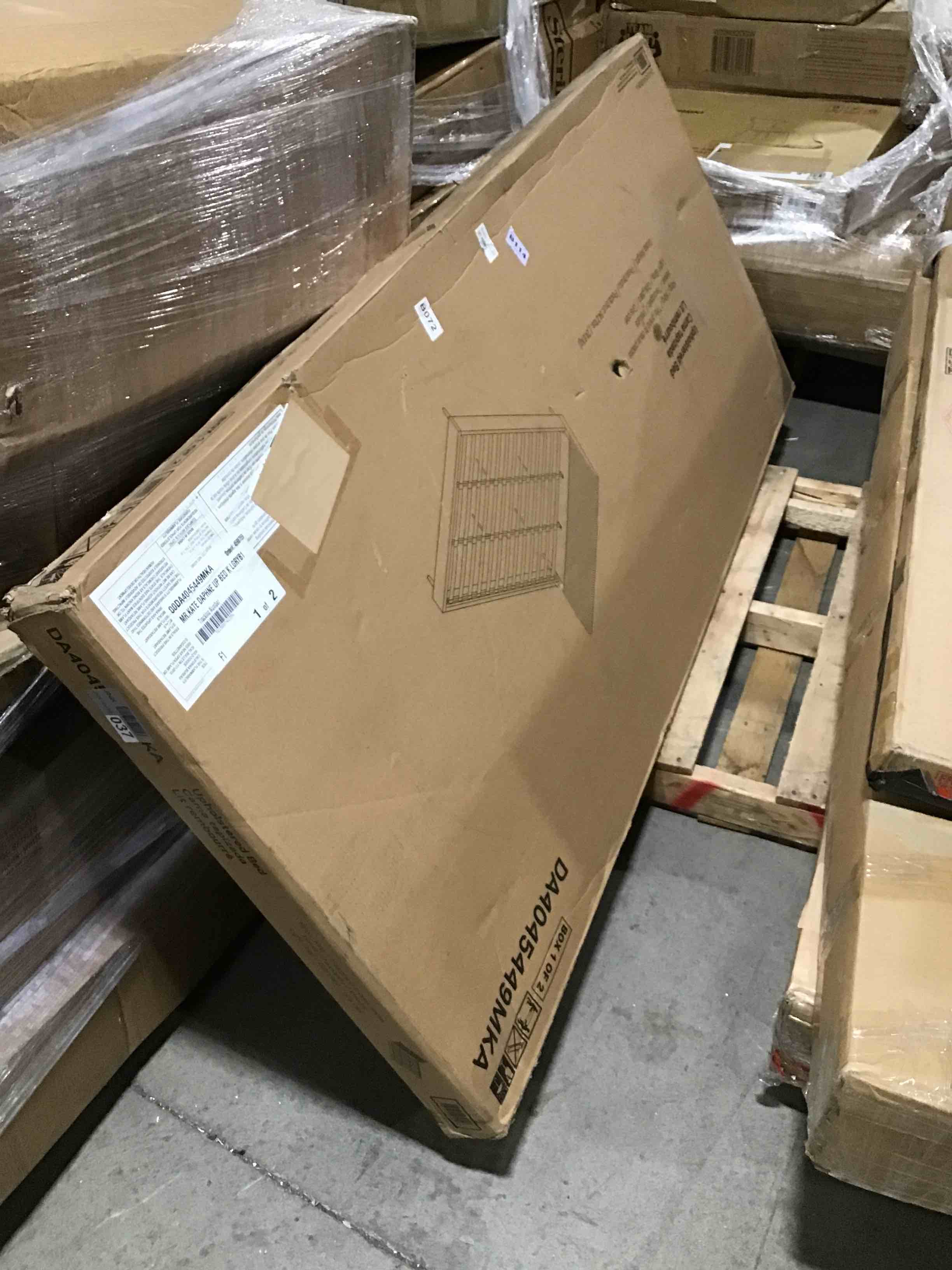 https://s3.amazonaws.com/lotting-images-prod/bidfta/RED5372857_1692824289986.jpeg